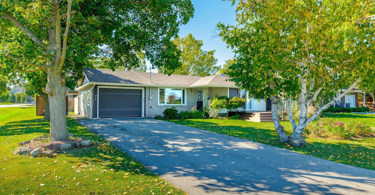 Lower-71 Lakeside Drive, Grimsby, ON, L3M 2L4 - 2