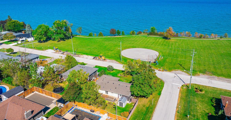 Lower-71 Lakeside Drive, Grimsby, ON, L3M 2L4 - 24