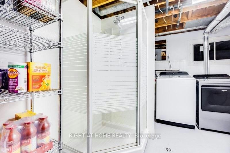 15 Tuna Court, Hamilton, ON, L8W 1S1 - 14