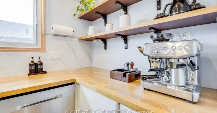 15 Tuna Court, Hamilton, ON, L8W 1S1 - 7