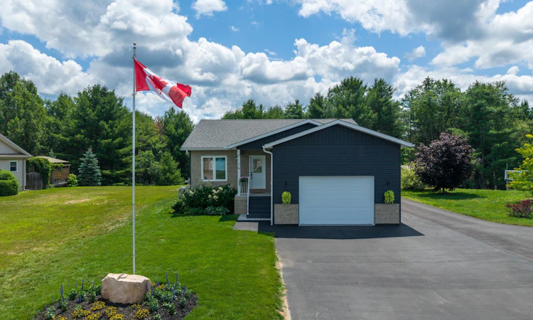 16 Williams Drive
