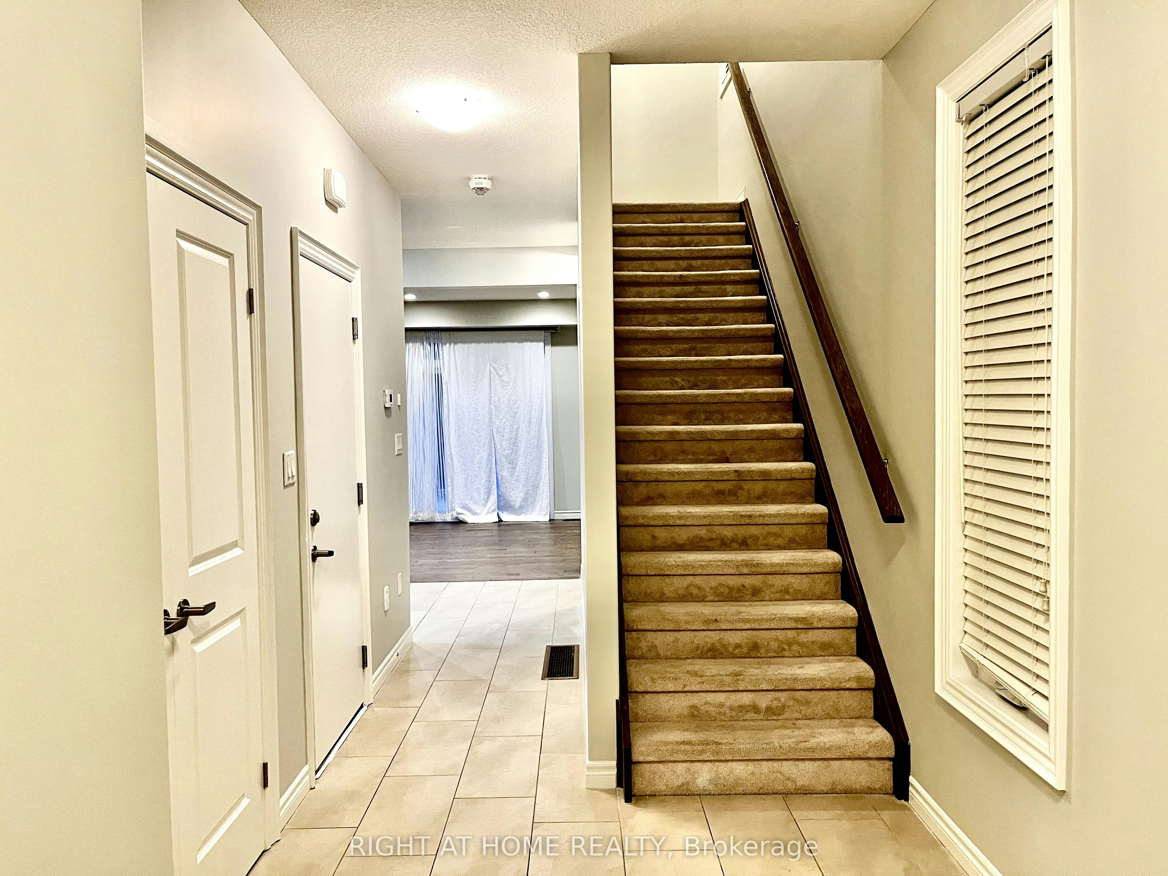 2225 Tribalwood Street, London, ON, N6G 0R4 - 9