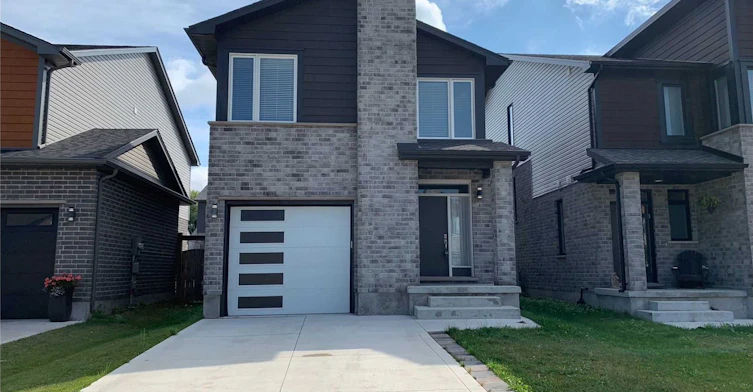 2225 Tribalwood Street, London, ON, N6G 0R4