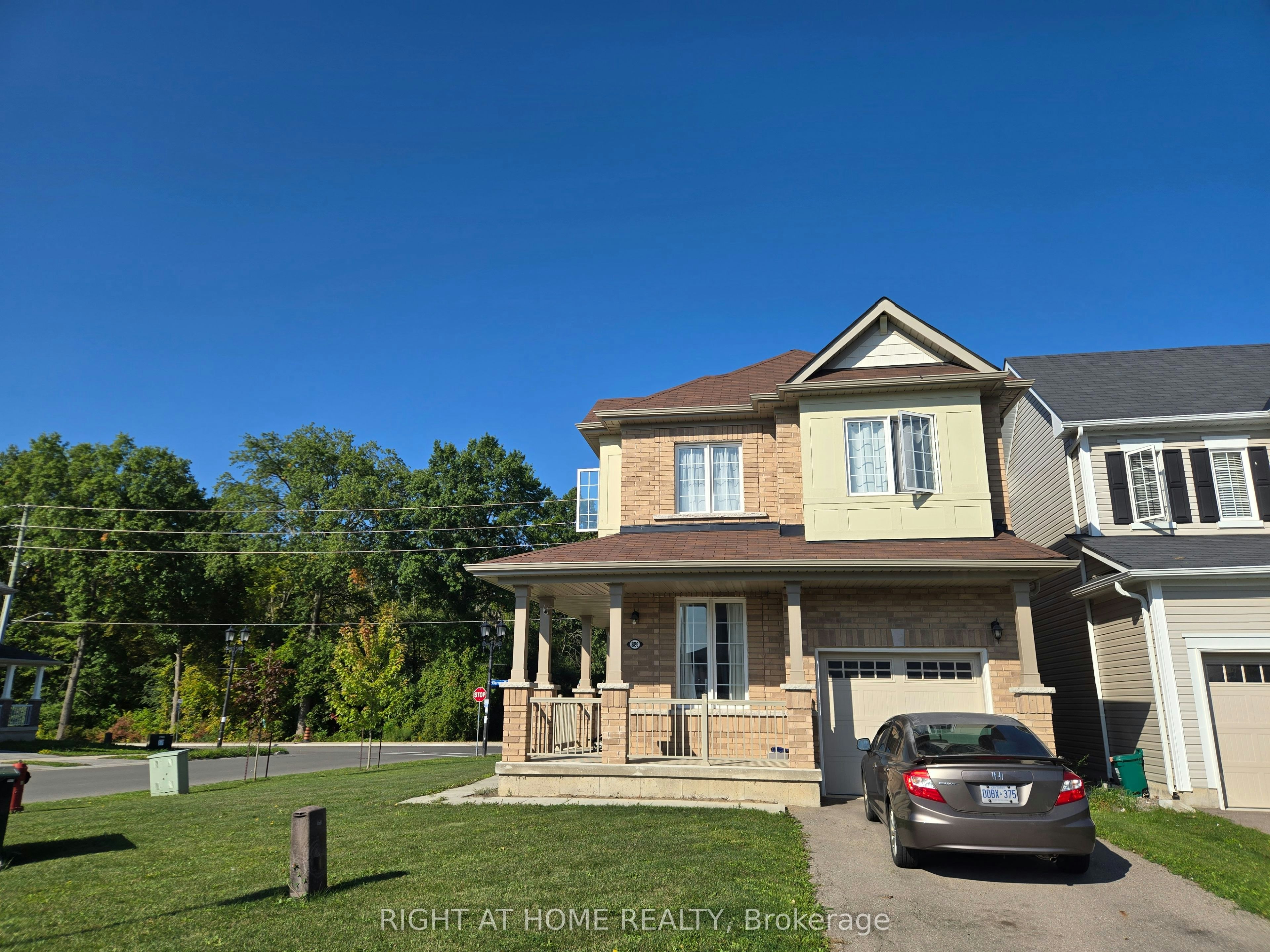 8895 Chickory Trail, Niagara Falls, ON, L2H 3S3