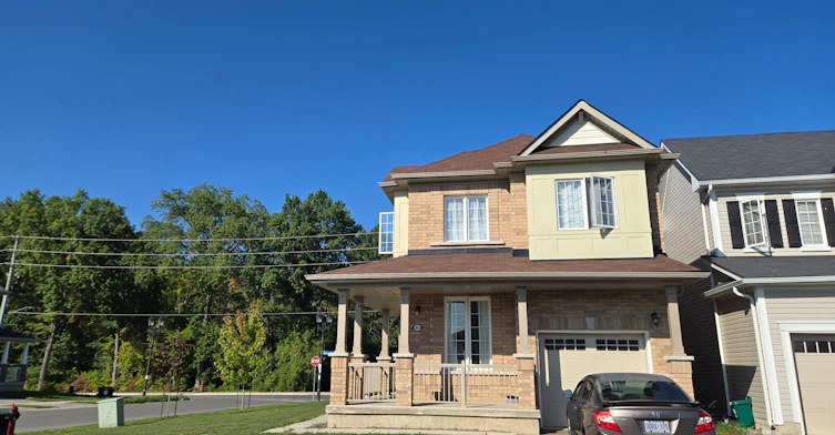 8895 Chickory Trail, Niagara Falls, ON, L2H 3S3