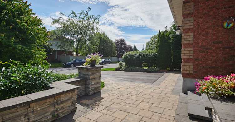 31 Forillon Crescent, Ottawa, ON, K2M 2W7 - 4