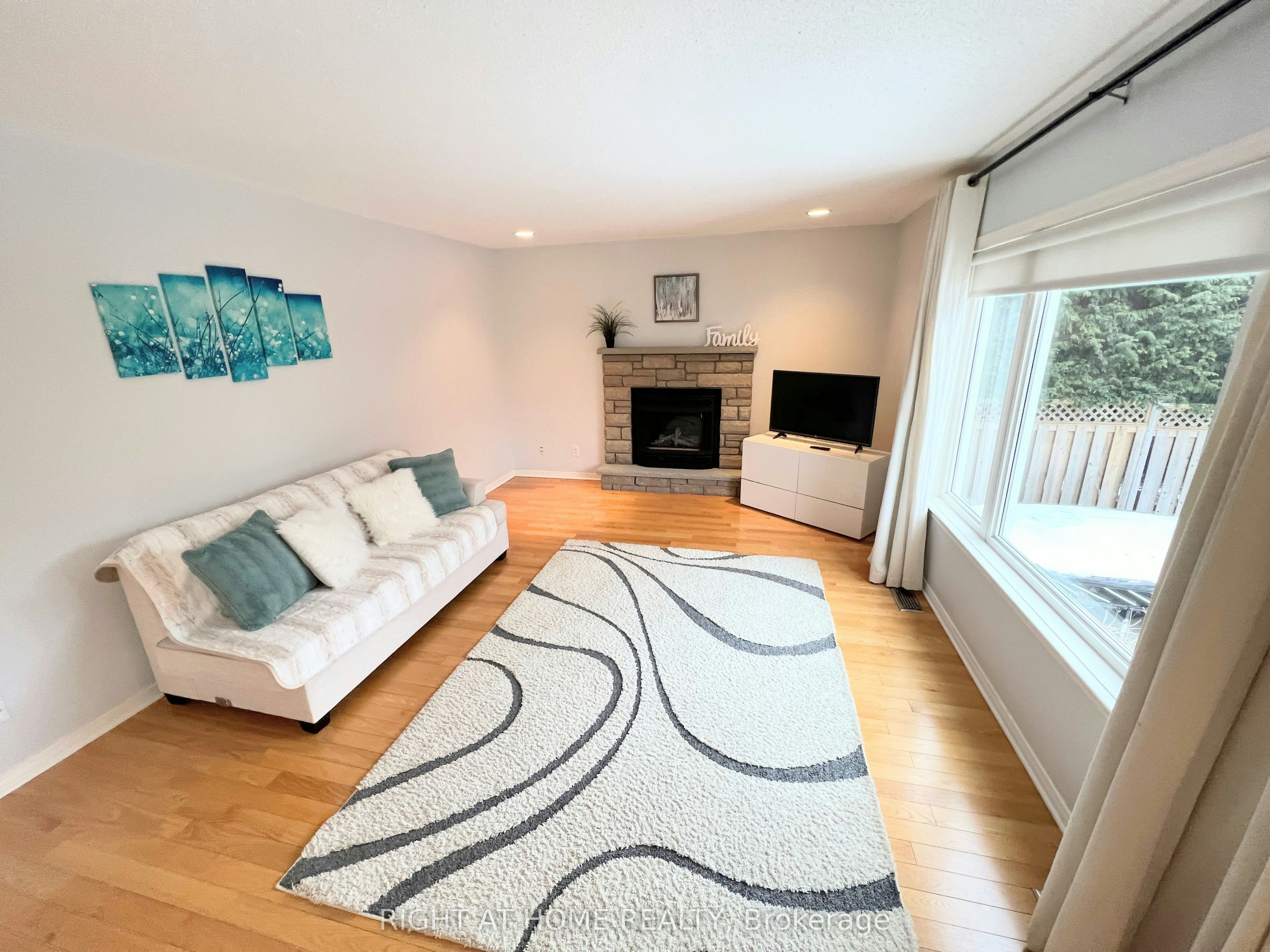 31 Forillon Crescent, Ottawa, ON, K2M 2W7 - 20