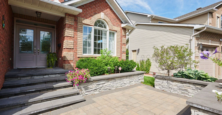 31 Forillon Crescent, Ottawa, ON, K2M 2W7 - 3