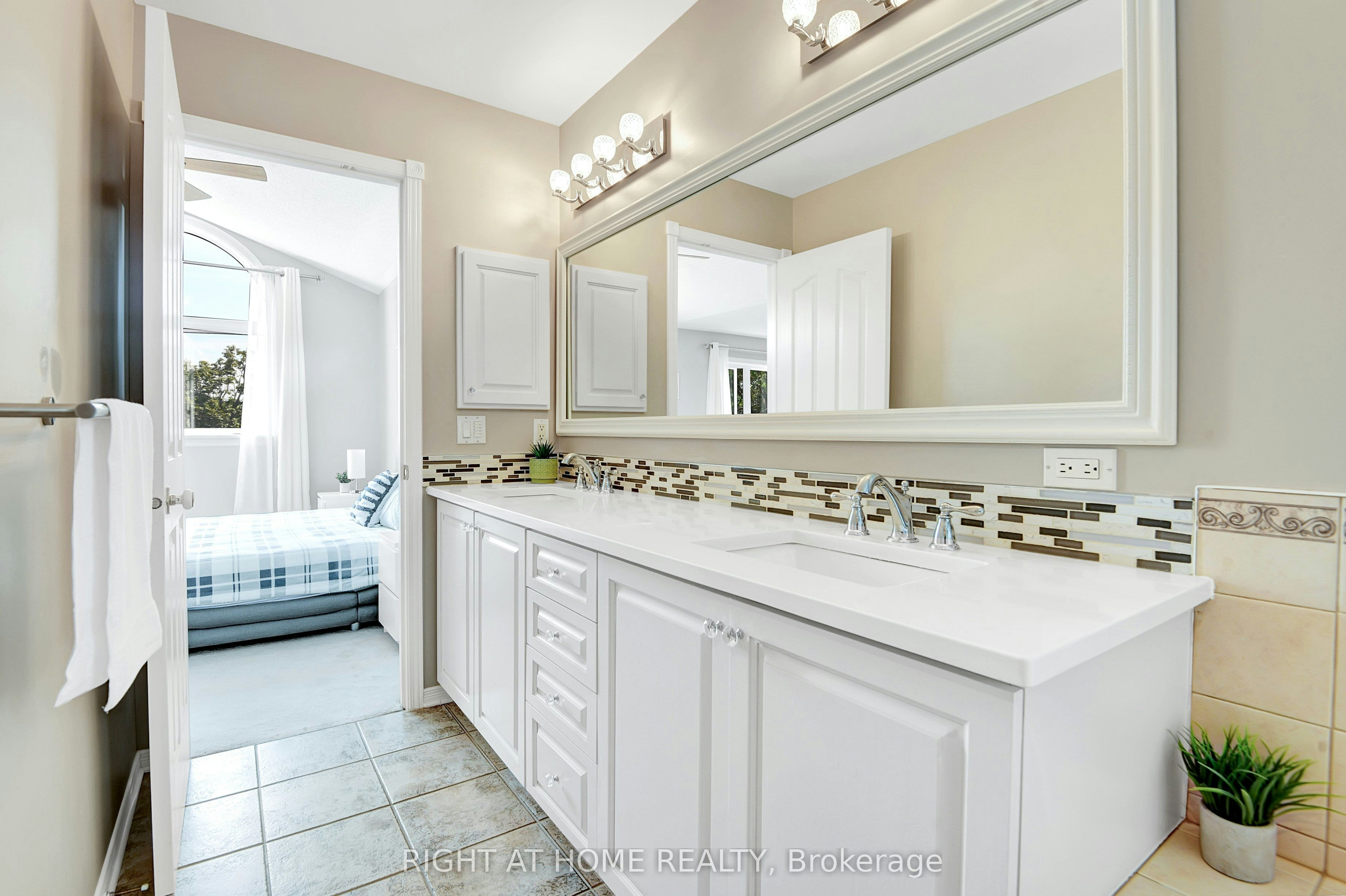 31 Forillon Crescent, Ottawa, ON, K2M 2W7 - 26