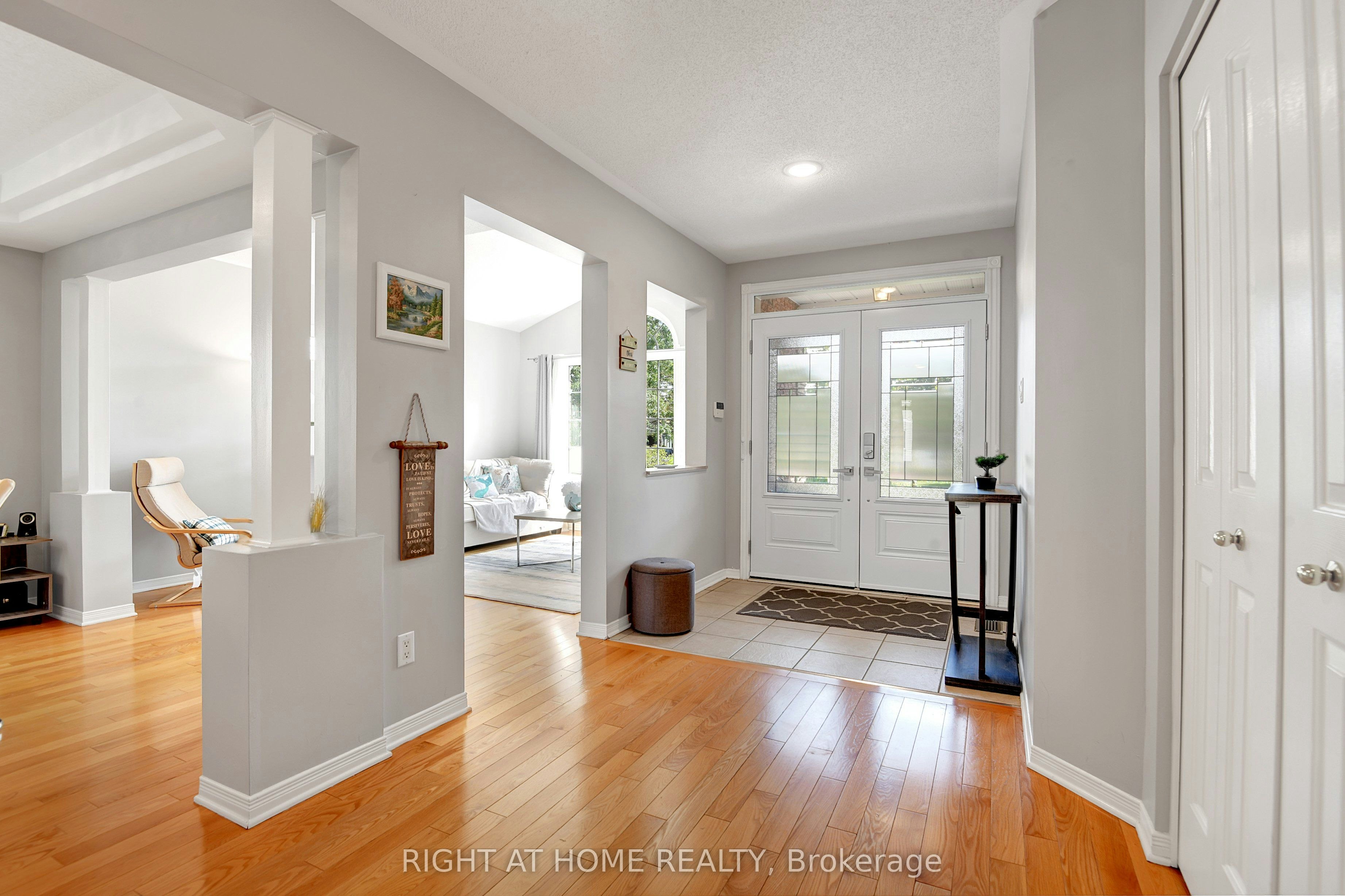 31 Forillon Crescent, Ottawa, ON, K2M 2W7 - 6