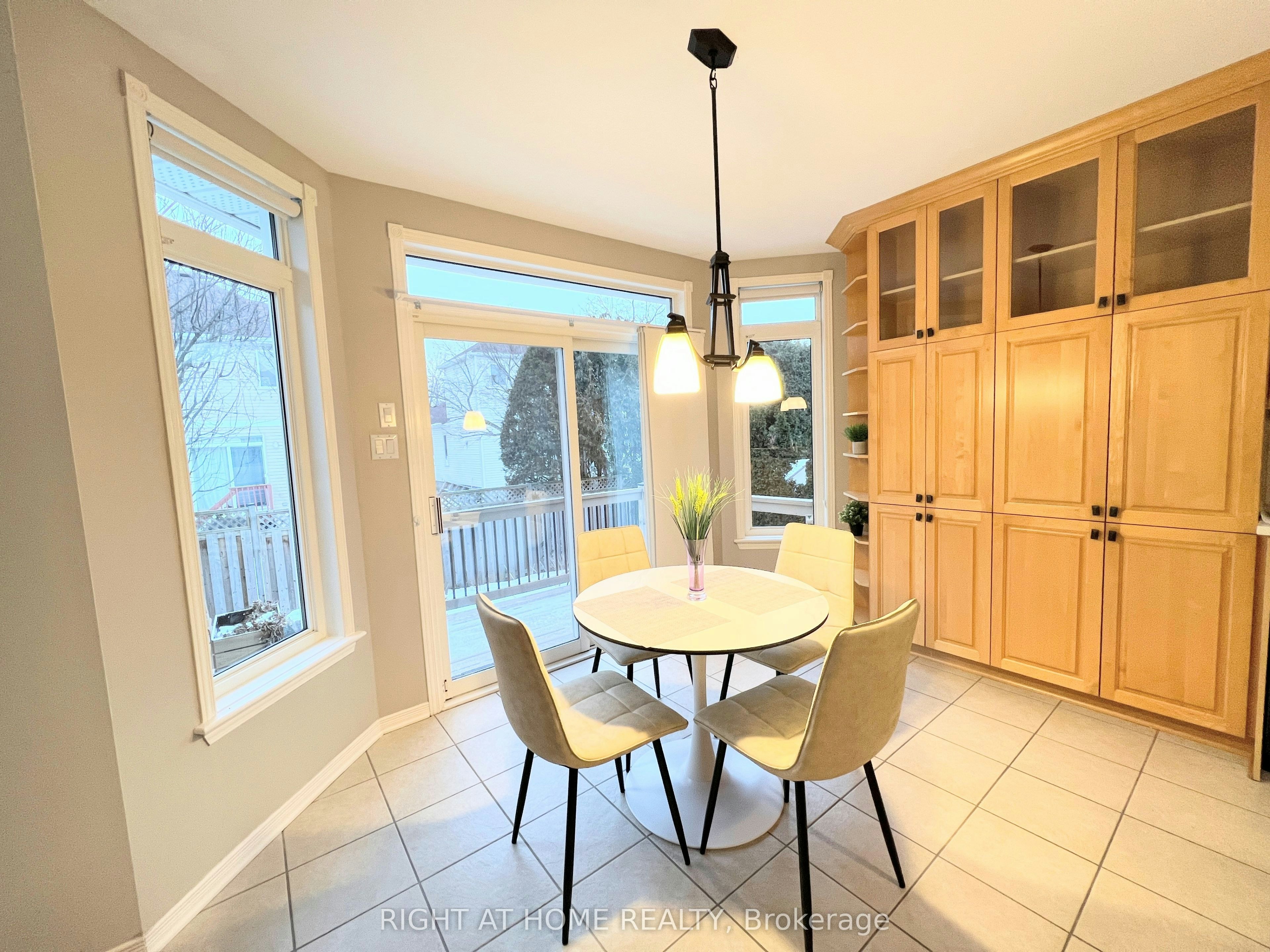 31 Forillon Crescent, Ottawa, ON, K2M 2W7 - 15