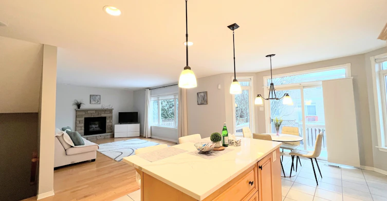 31 Forillon Crescent, Ottawa, ON, K2M 2W7 - 11