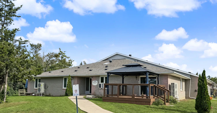 101-10 Riverside Drive, Kawartha Lakes, ON, K0M 1A0 - 12