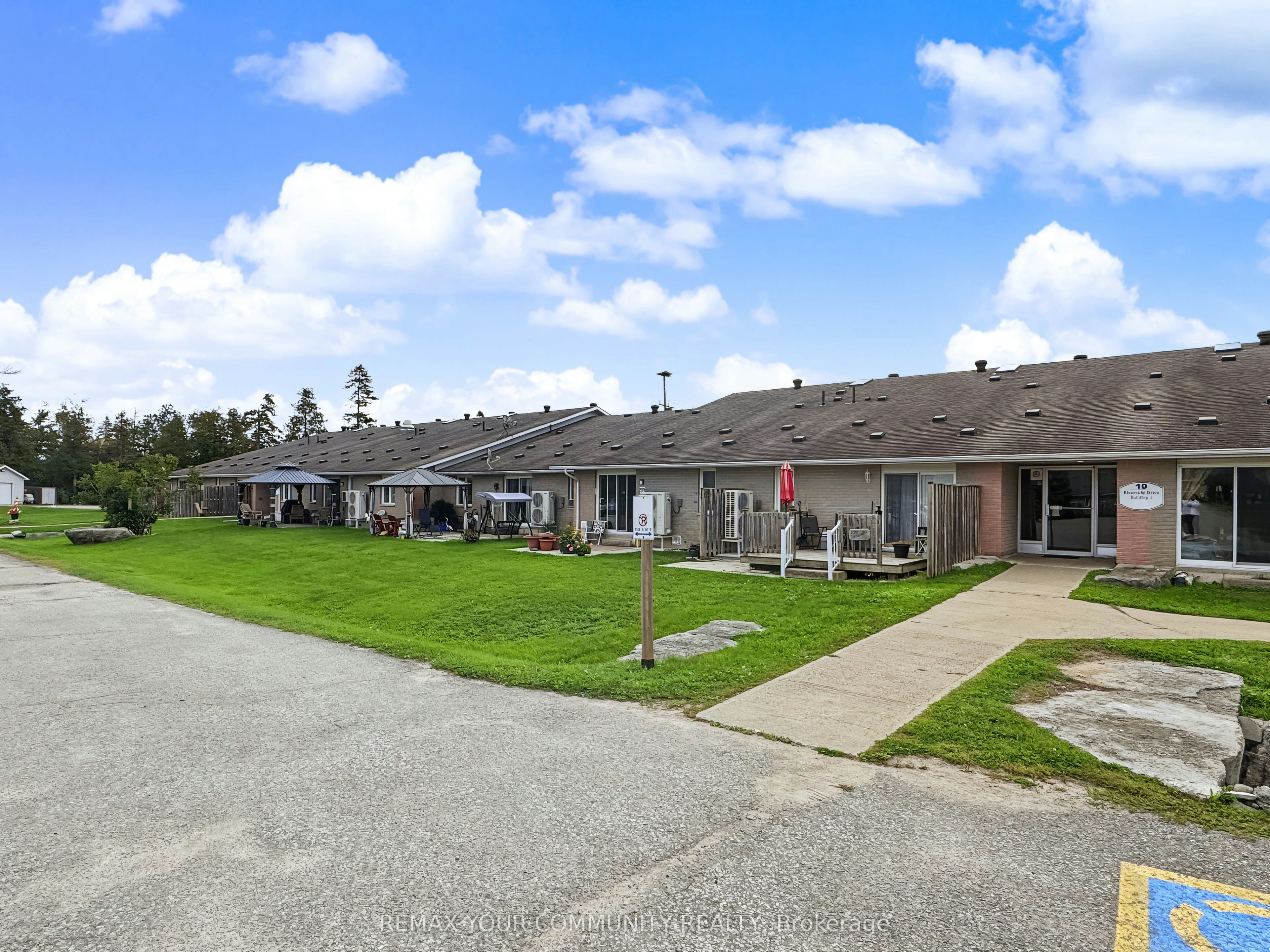 214-10 Riverside Drive, Kawartha Lakes, ON, K0M 1A0 - 10