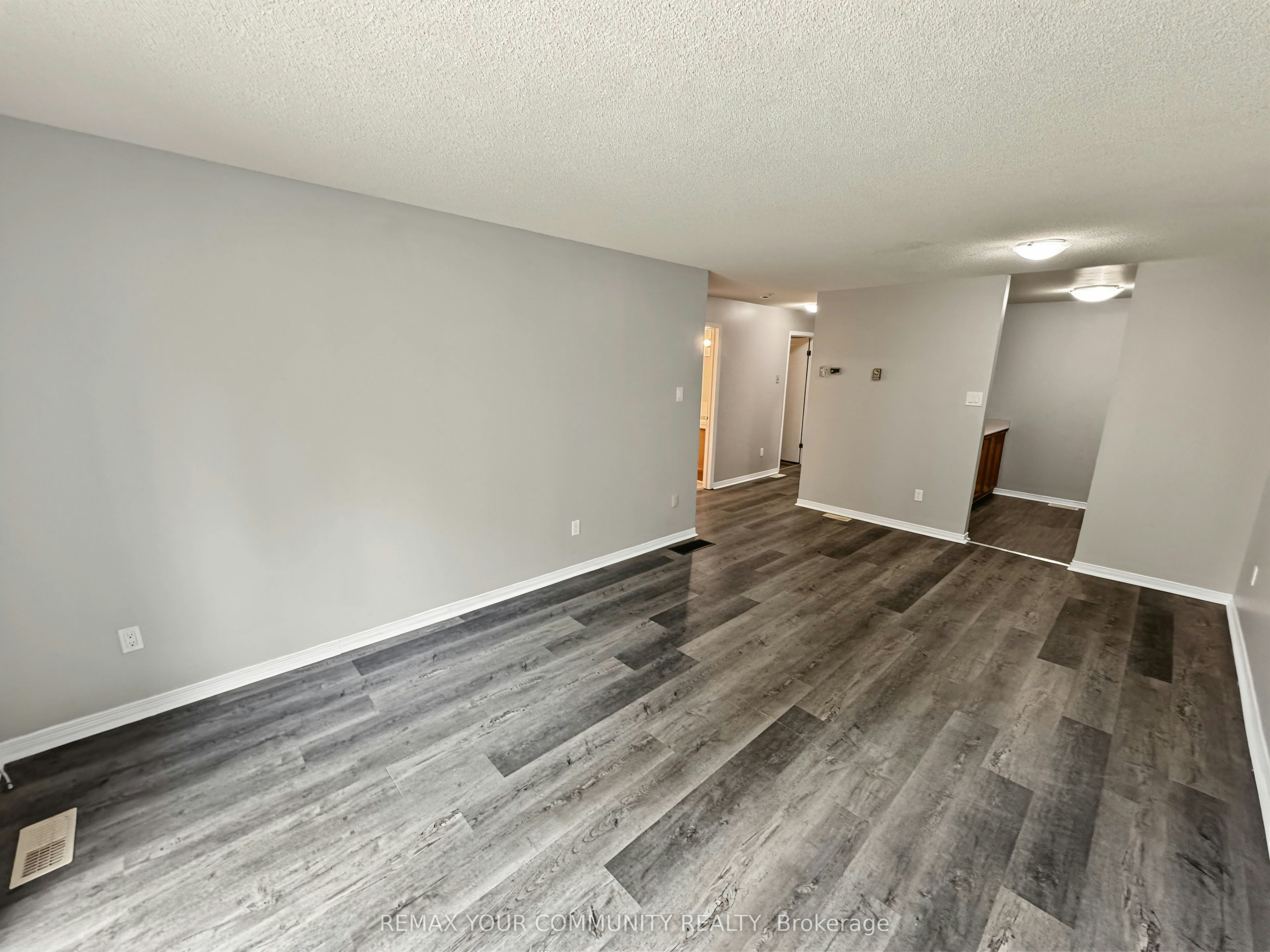 214-10 Riverside Drive, Kawartha Lakes, ON, K0M 1A0 - 3