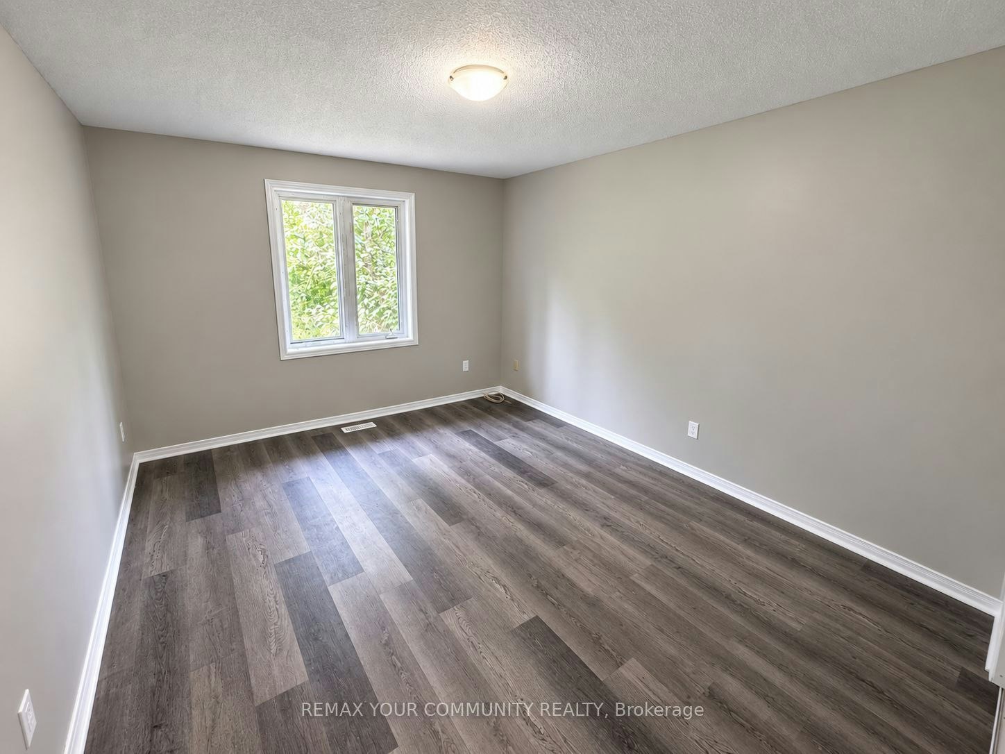 214-10 Riverside Drive, Kawartha Lakes, ON, K0M 1A0 - 7