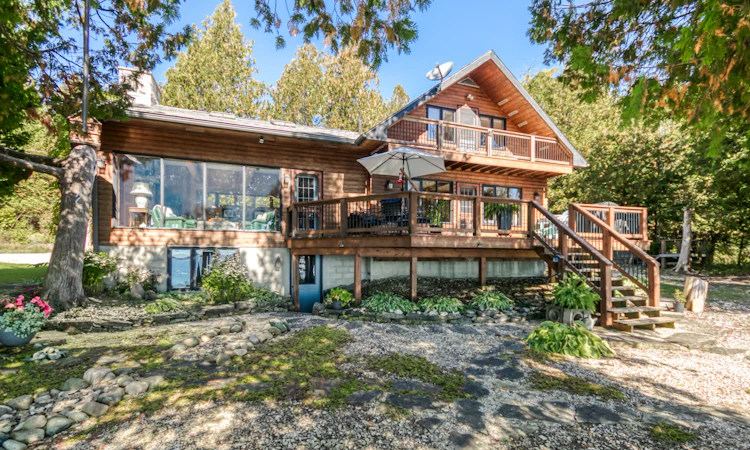 125 Lakeshore Road