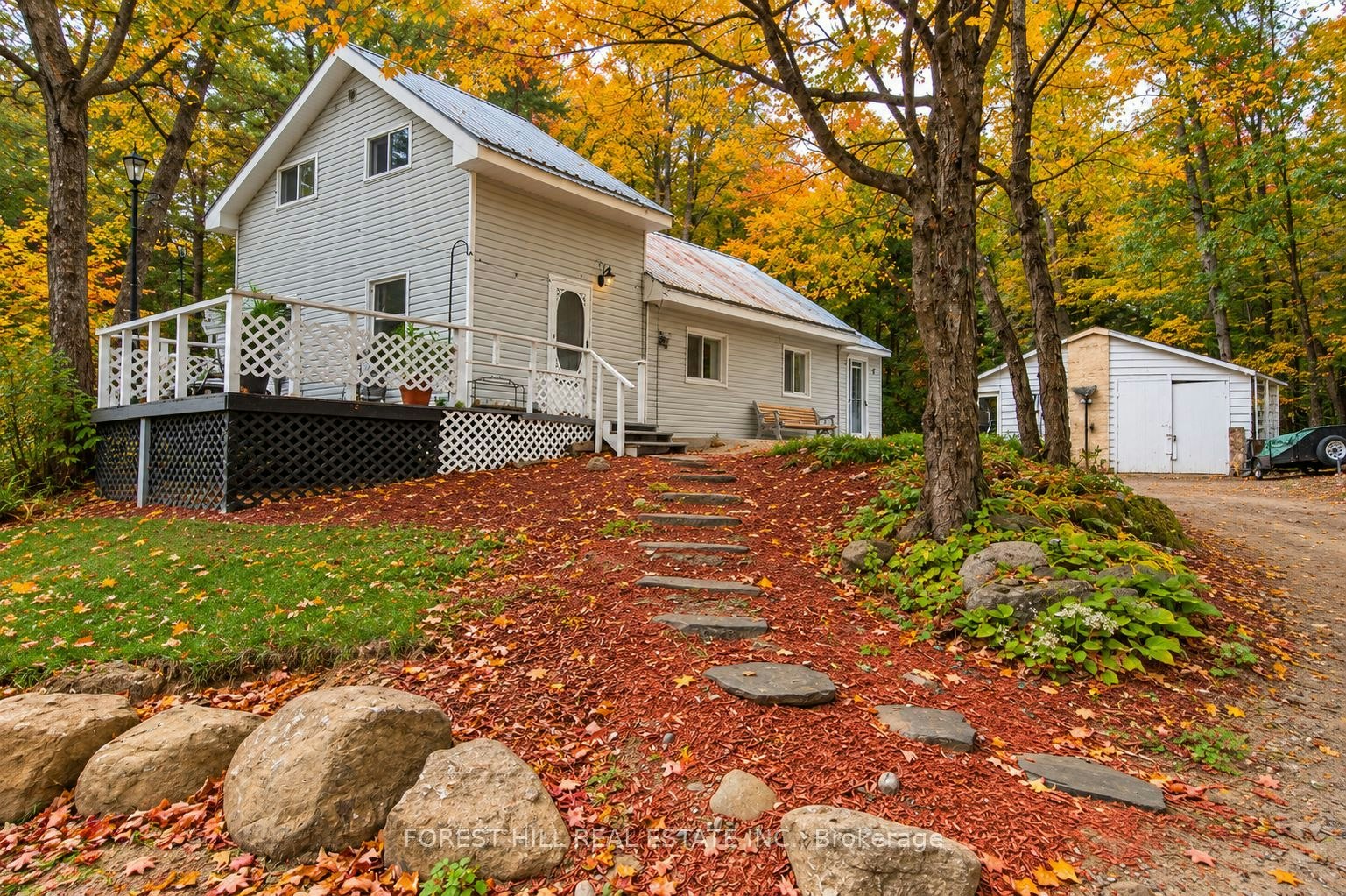 240 Britannia Road, Huntsville, ON, P1H 2J3