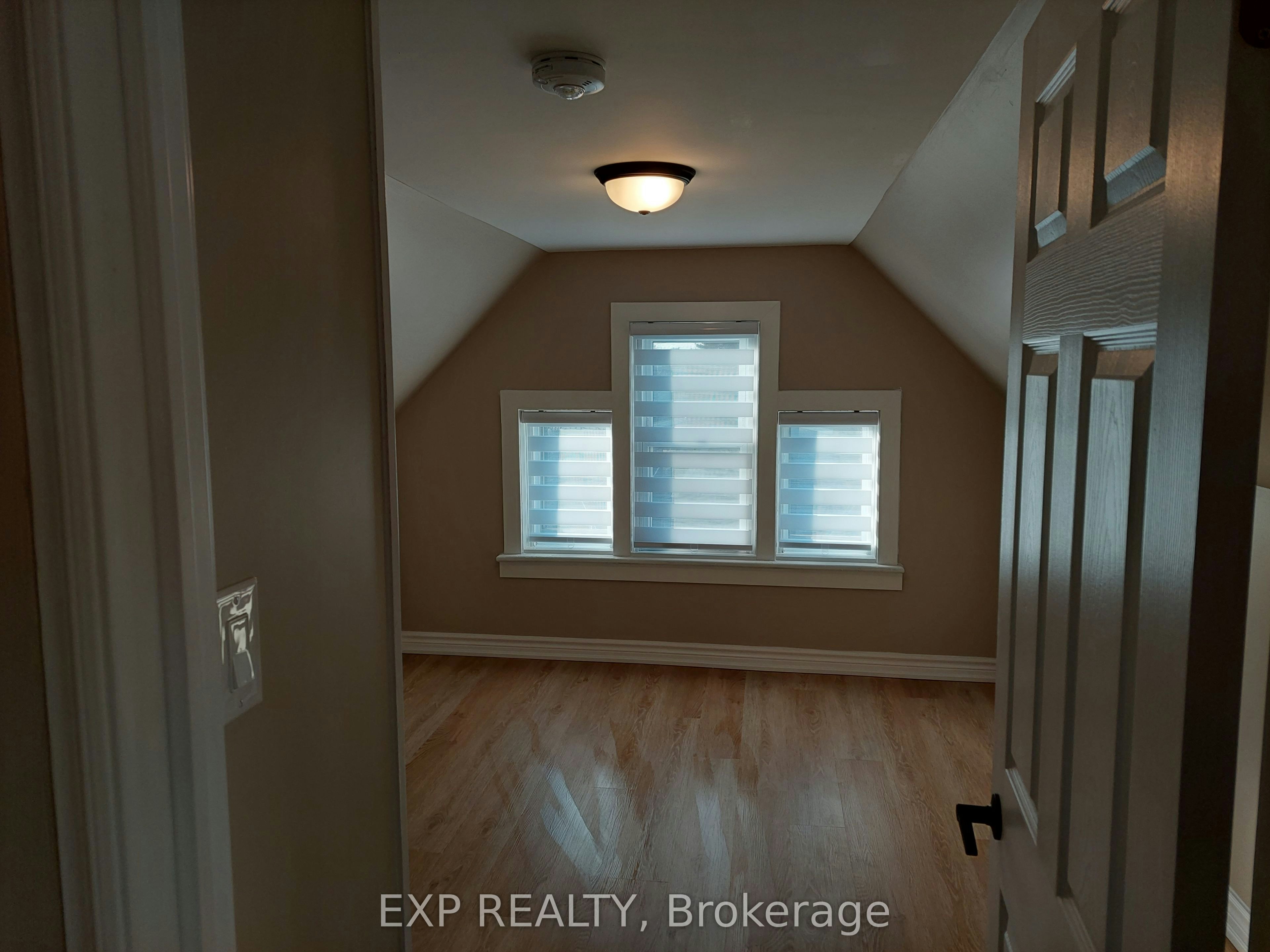LOFT-148 Gibson Avenue, Hamilton, ON, L8L 6J8 - 10