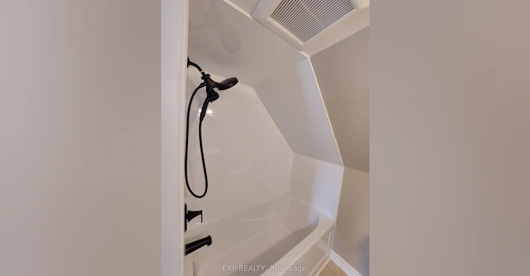 LOFT-148 Gibson Avenue, Hamilton, ON, L8L 6J8 - 8