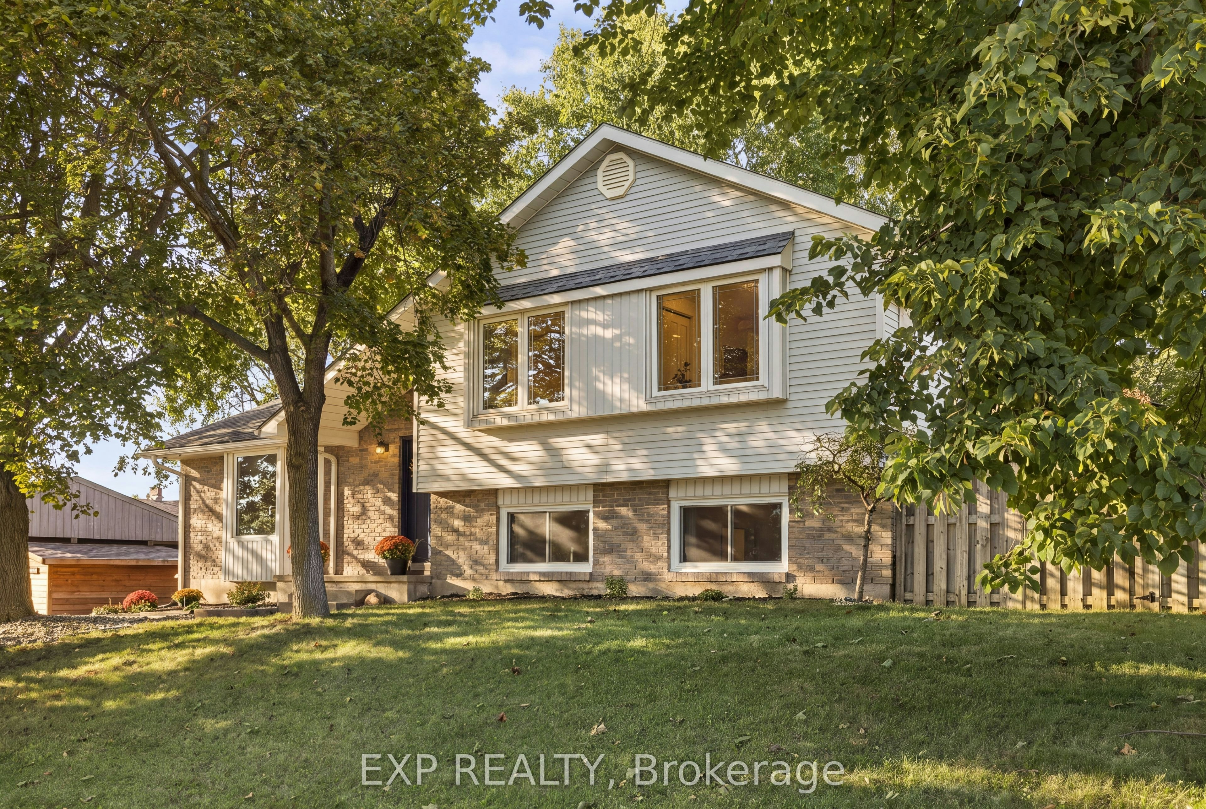 178 Laurentian Drive, Kitchener, ON, N2E 1Y3
