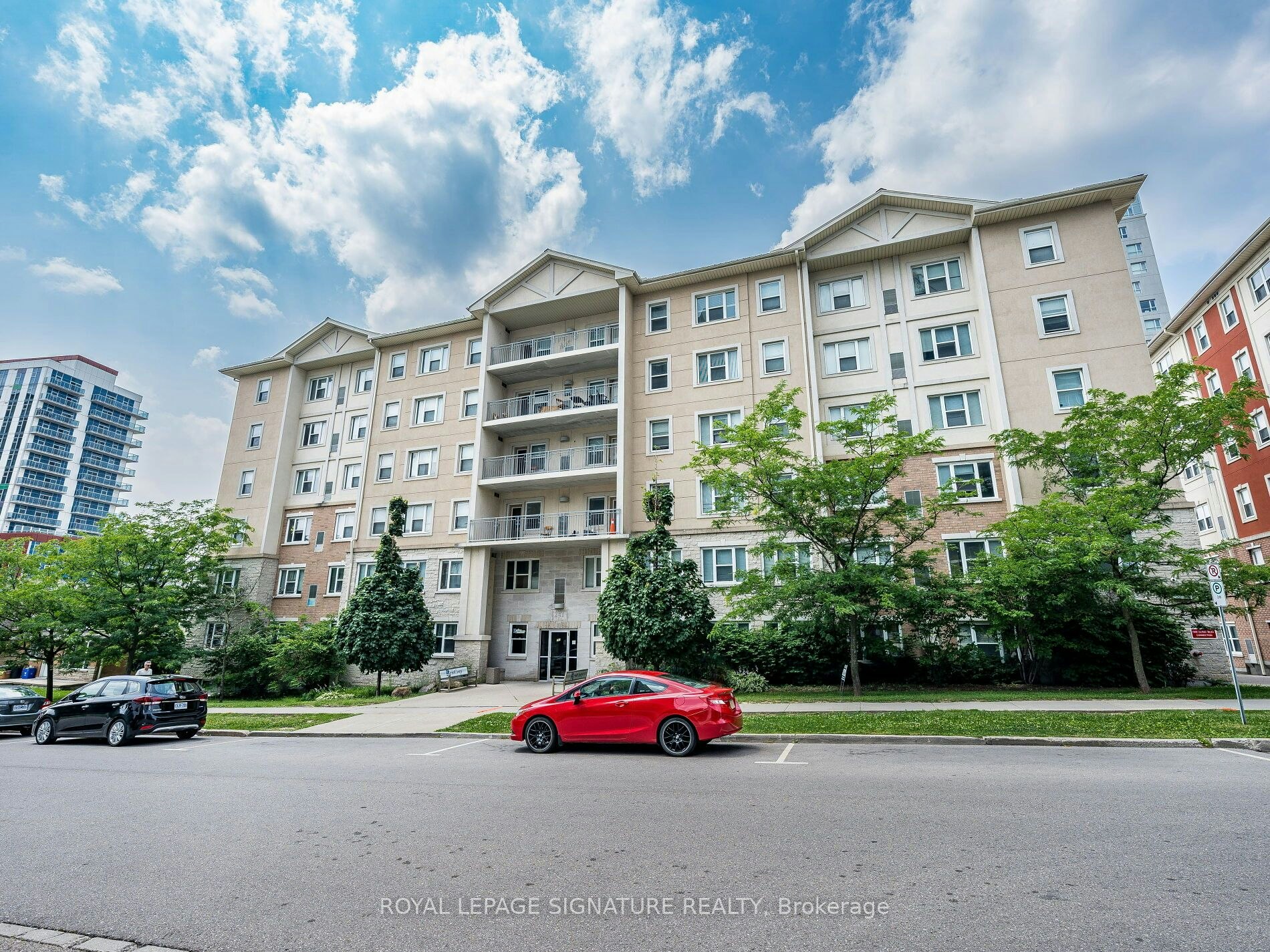 206-251 Lester Street, Waterloo, ON, N2L 3W6