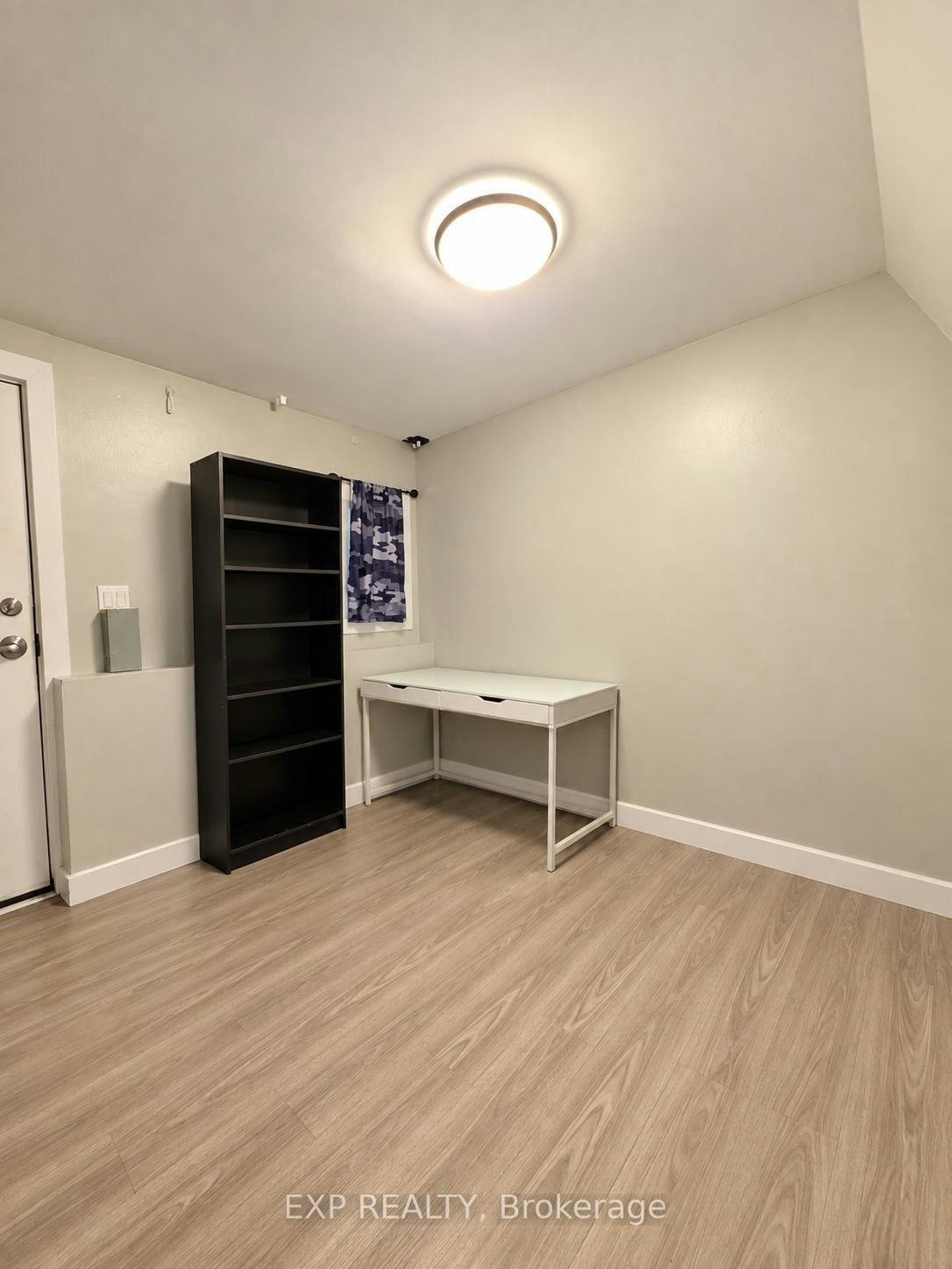 301-72 Victoria Avenue S, Hamilton, ON, L8N 2S7 - 8