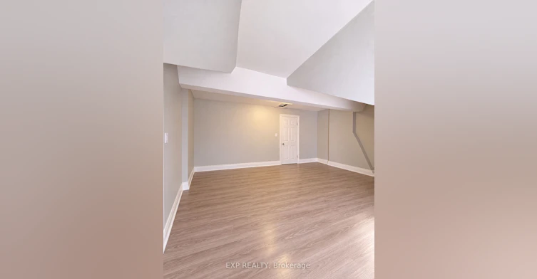 301-72 Victoria Avenue S, Hamilton, ON, L8N 2S7 - 2