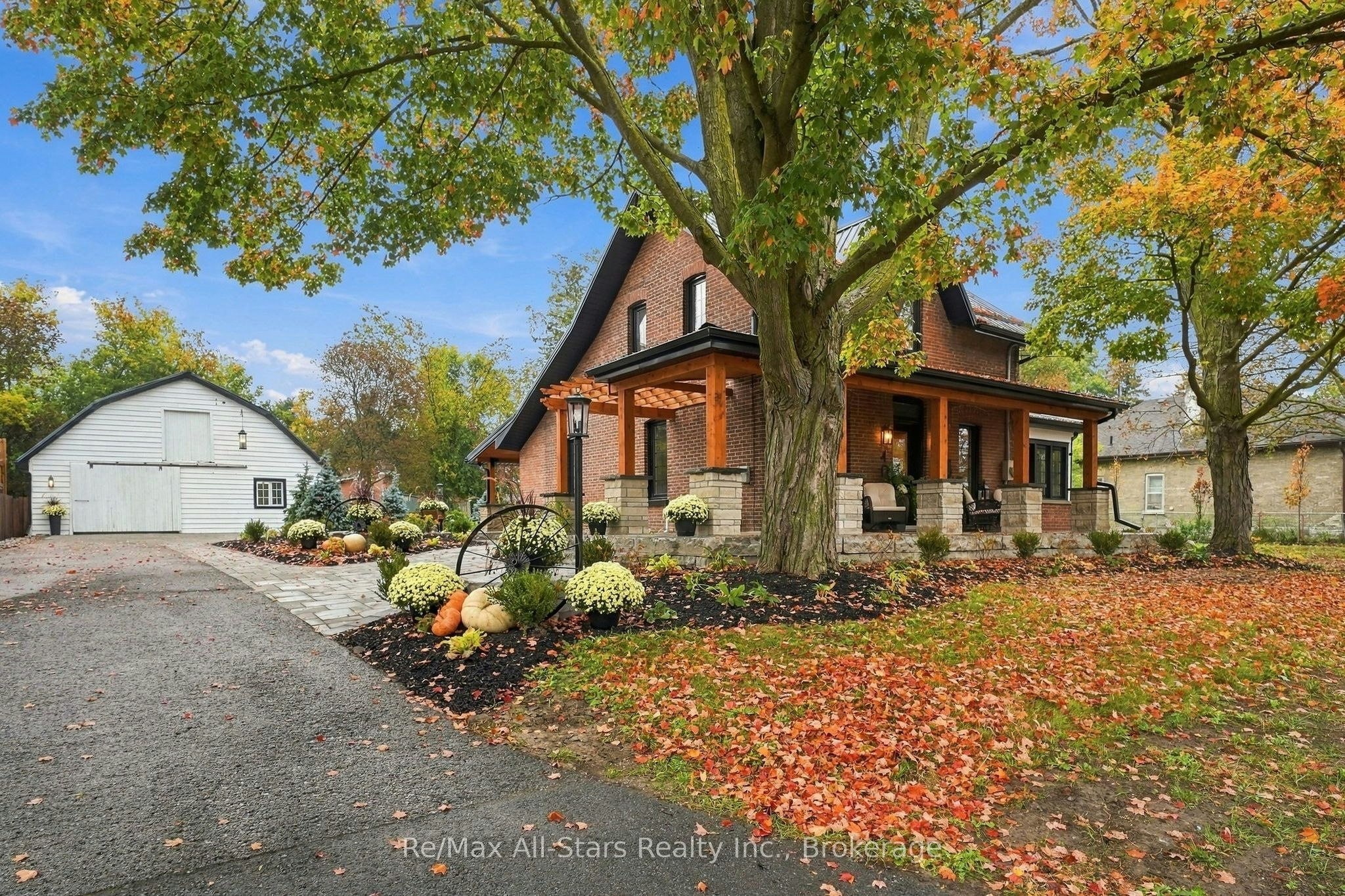 40 Caroline Street, Kawartha Lakes, ON, K9V 1T1