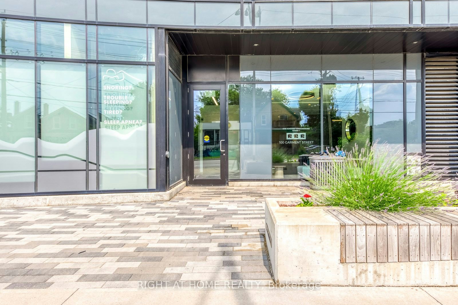 1102-100 Garment Street, Kitchener, ON, N2G 0E2 - 2