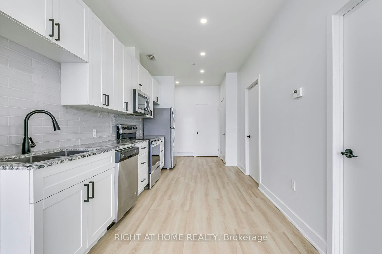 1102-100 Garment Street, Kitchener, ON, N2G 0E2 - 12