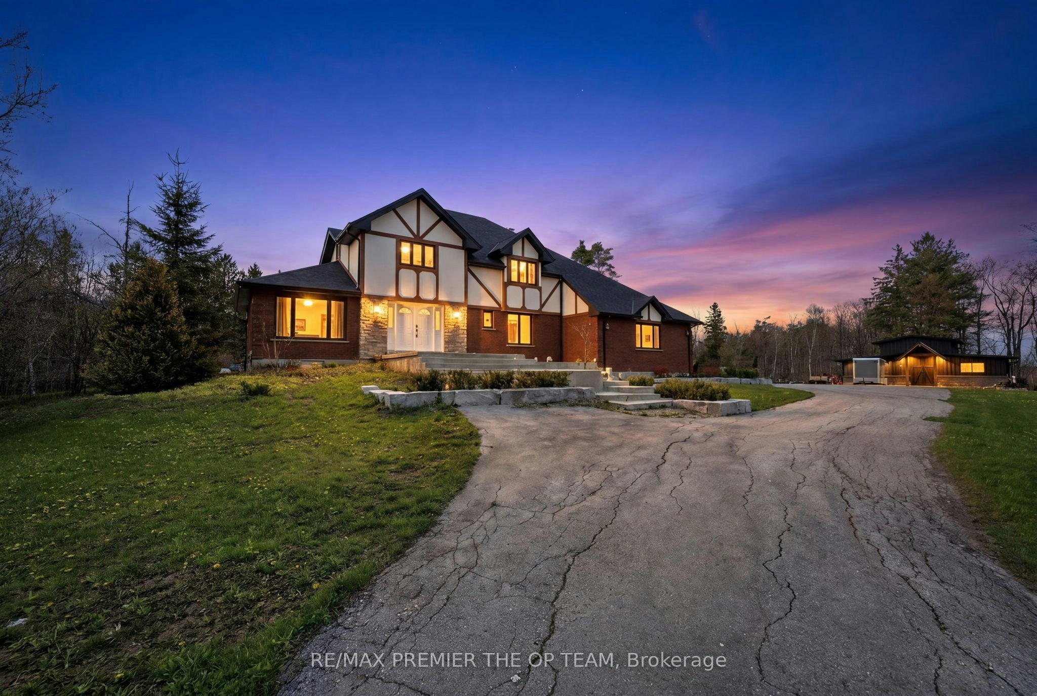 344207 15th Side Road, Amaranth, ON, L9W 1X9