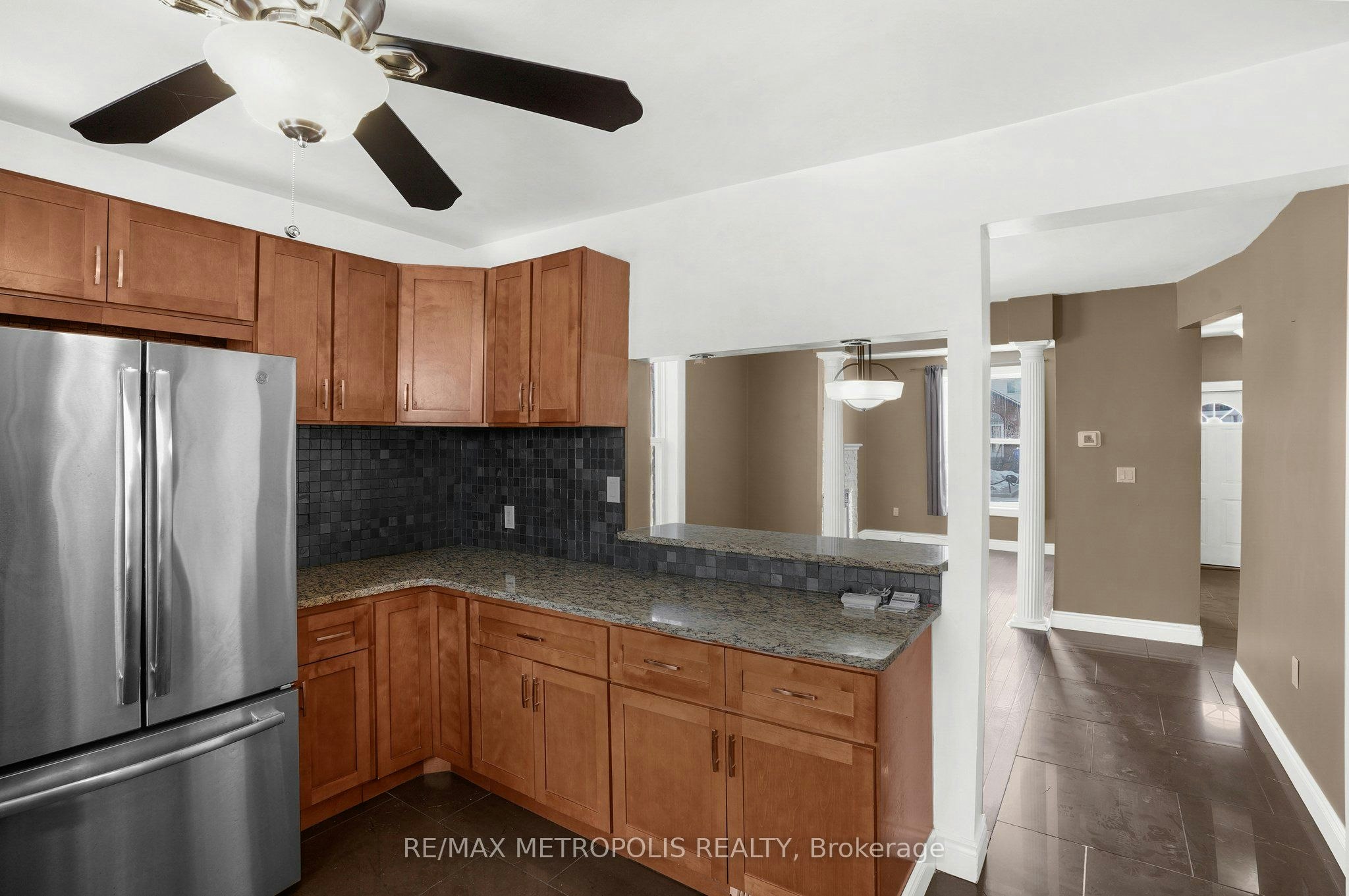 201 Bay Street N, Hamilton, ON, L8R 2R1 - 6