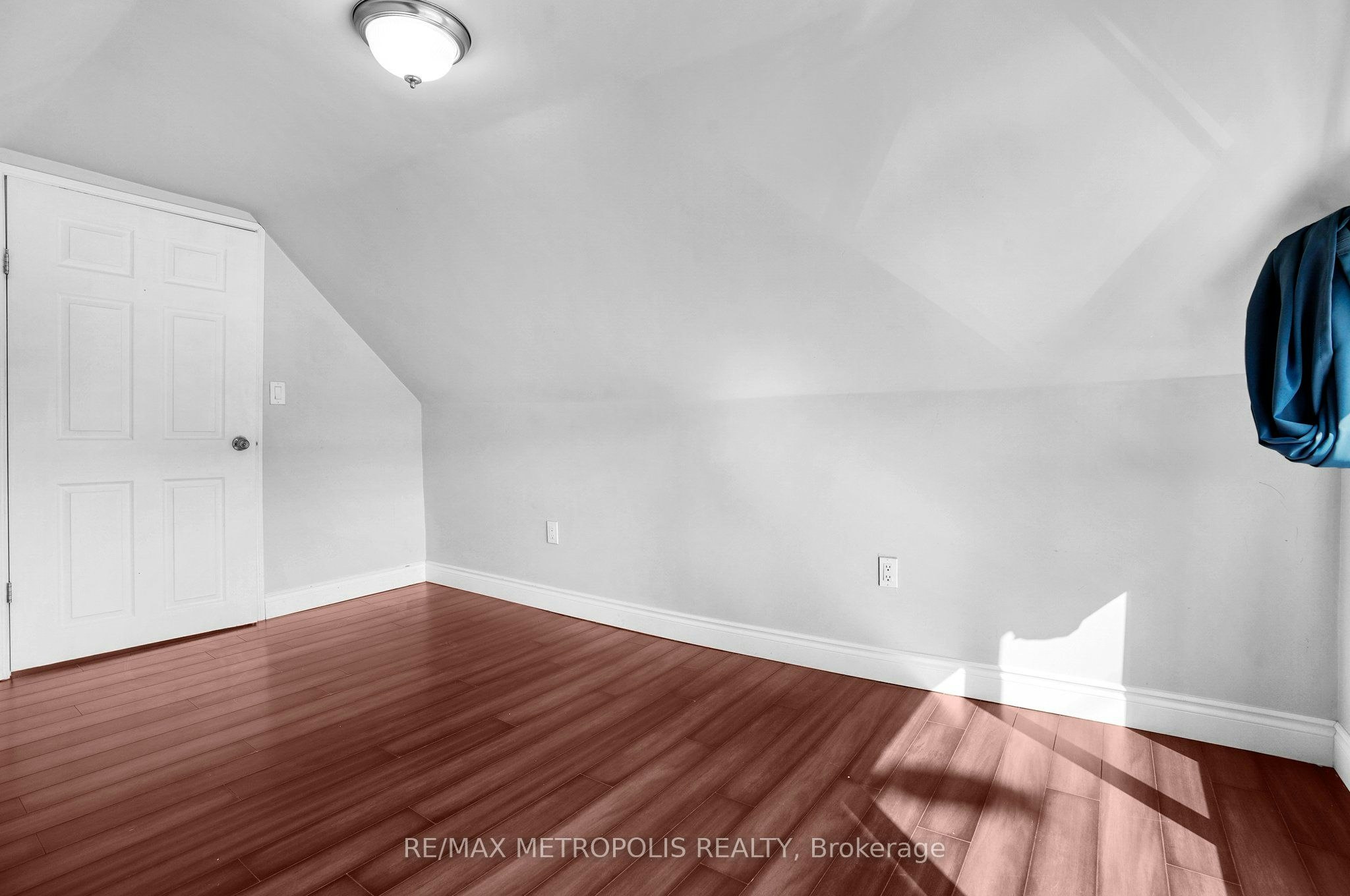 201 Bay Street N, Hamilton, ON, L8R 2R1 - 21