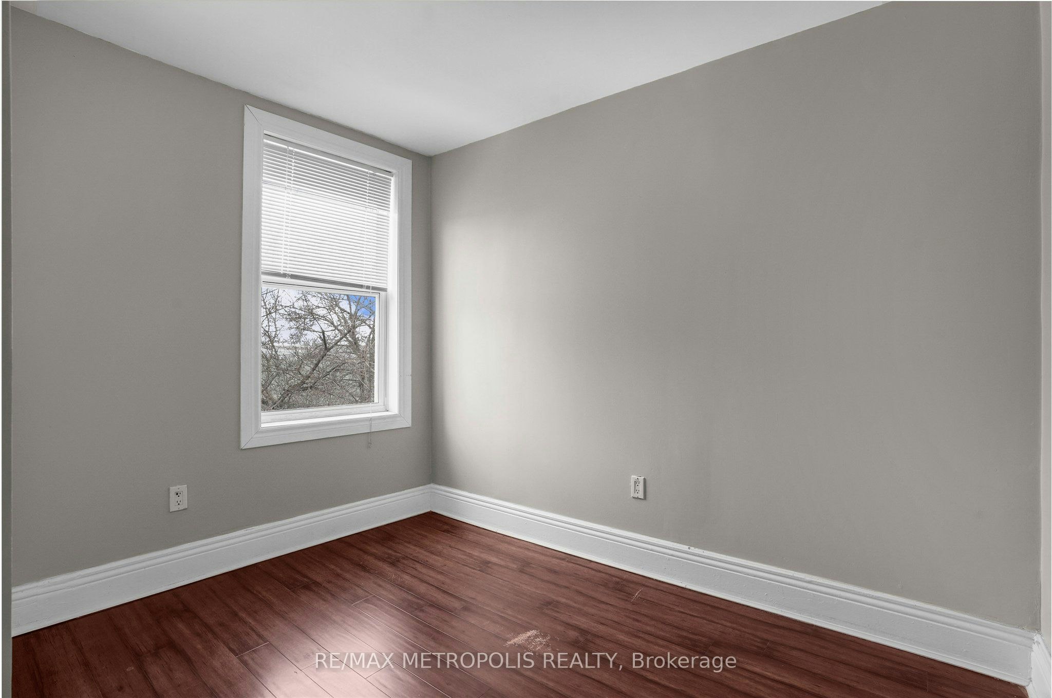 201 Bay Street N, Hamilton, ON, L8R 2R1 - 10