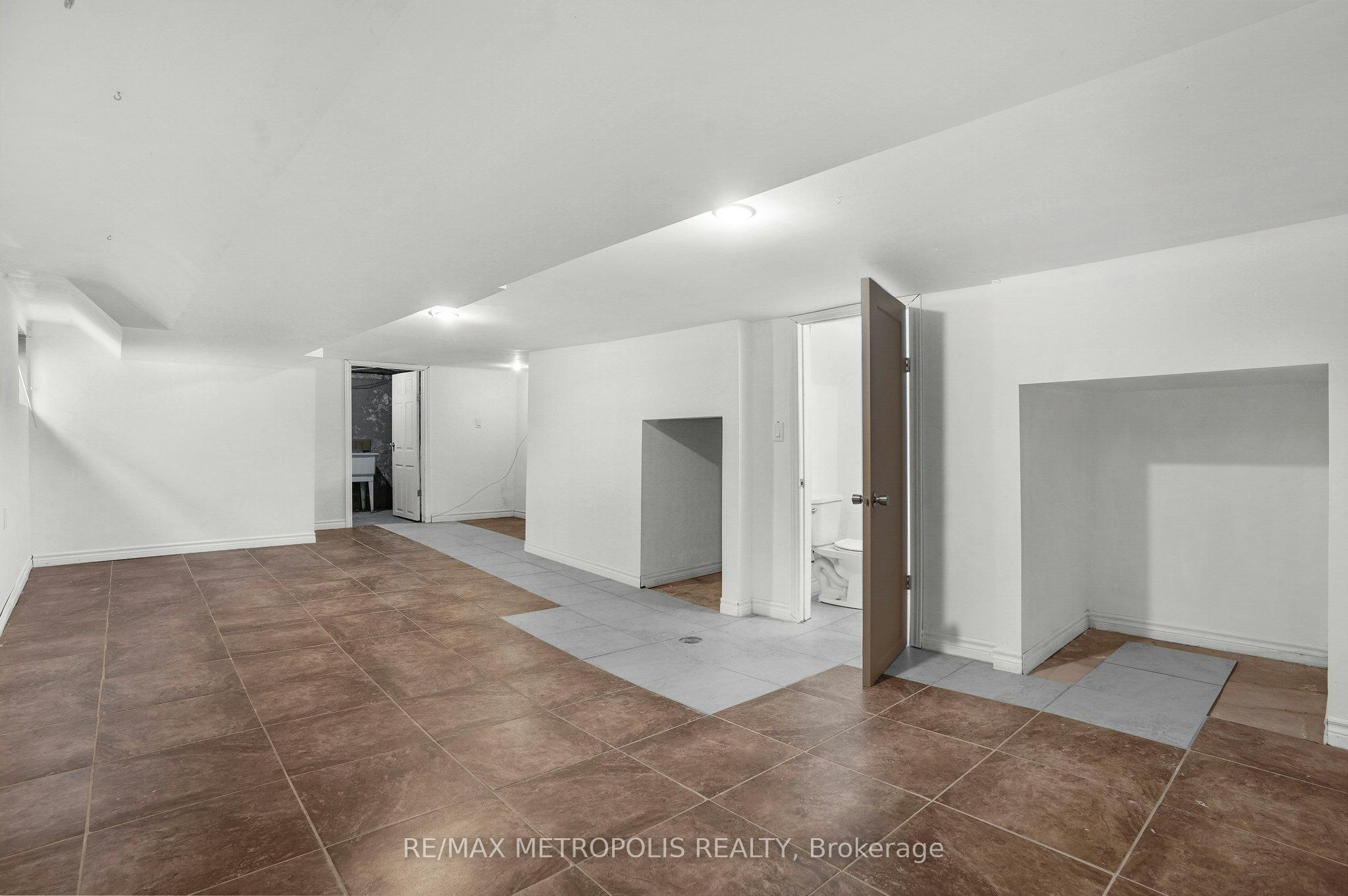 201 Bay Street N, Hamilton, ON, L8R 2R1 - 26