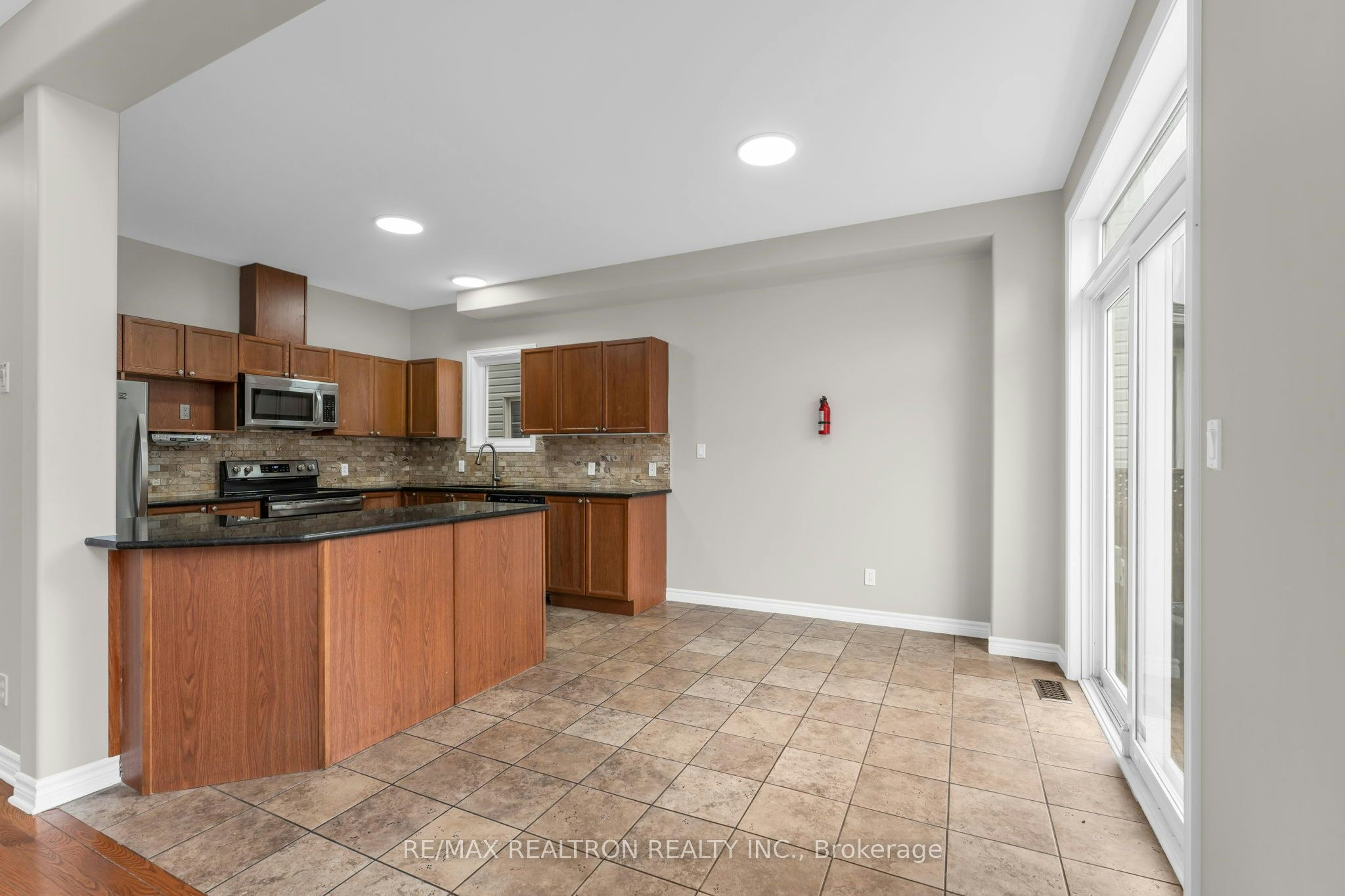 1422 Stoneridge Drive, Kingston, ON, K7M 9H5 - 12