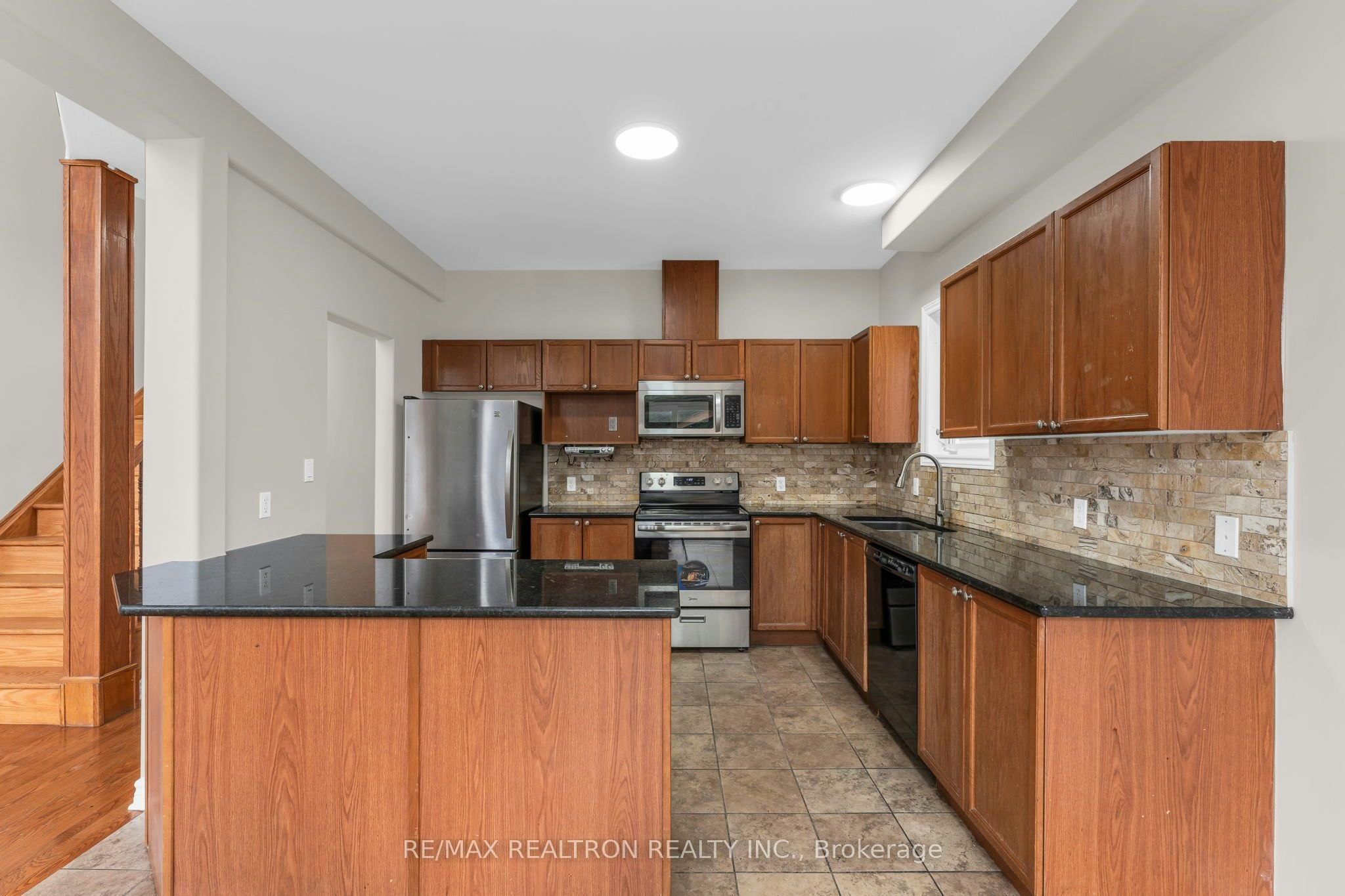 1422 Stoneridge Drive, Kingston, ON, K7M 9H5 - 13
