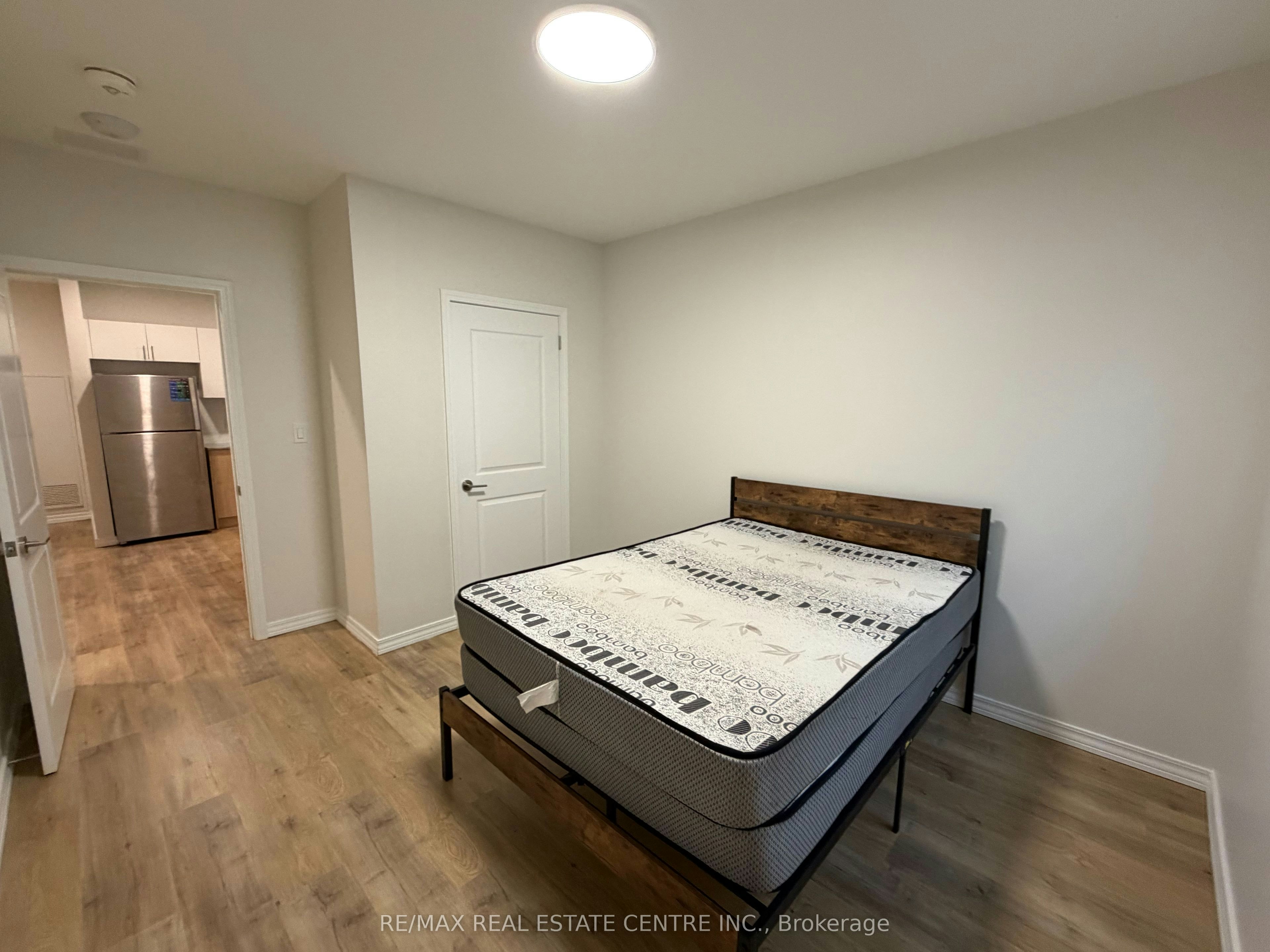 105A-1098 Paisley Road, Guelph, ON, N1K 0E3 - 11