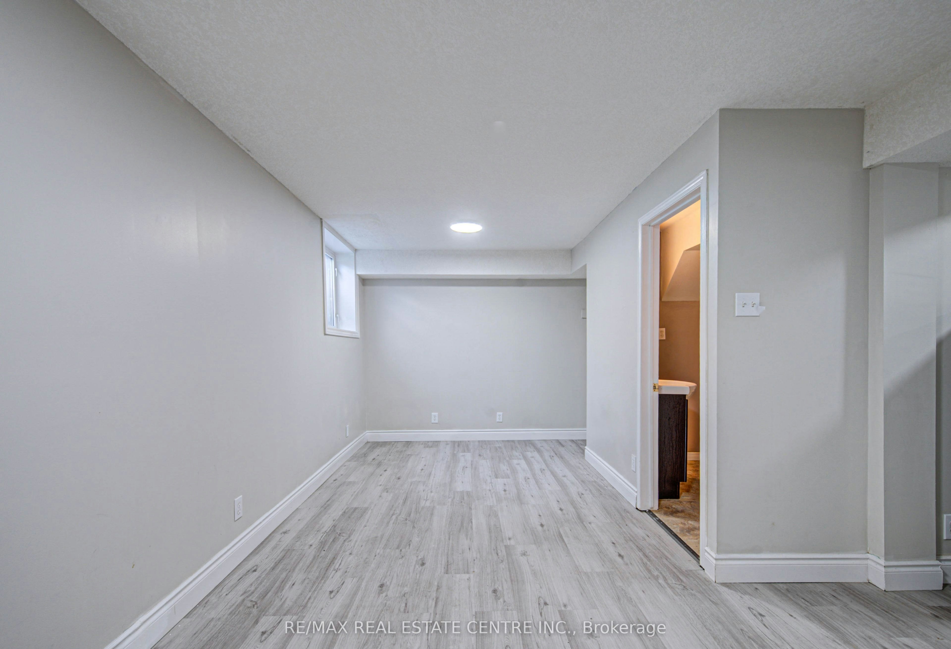 155 Highbrook Street, Kitchener, ON, N2E 3P5 - 27