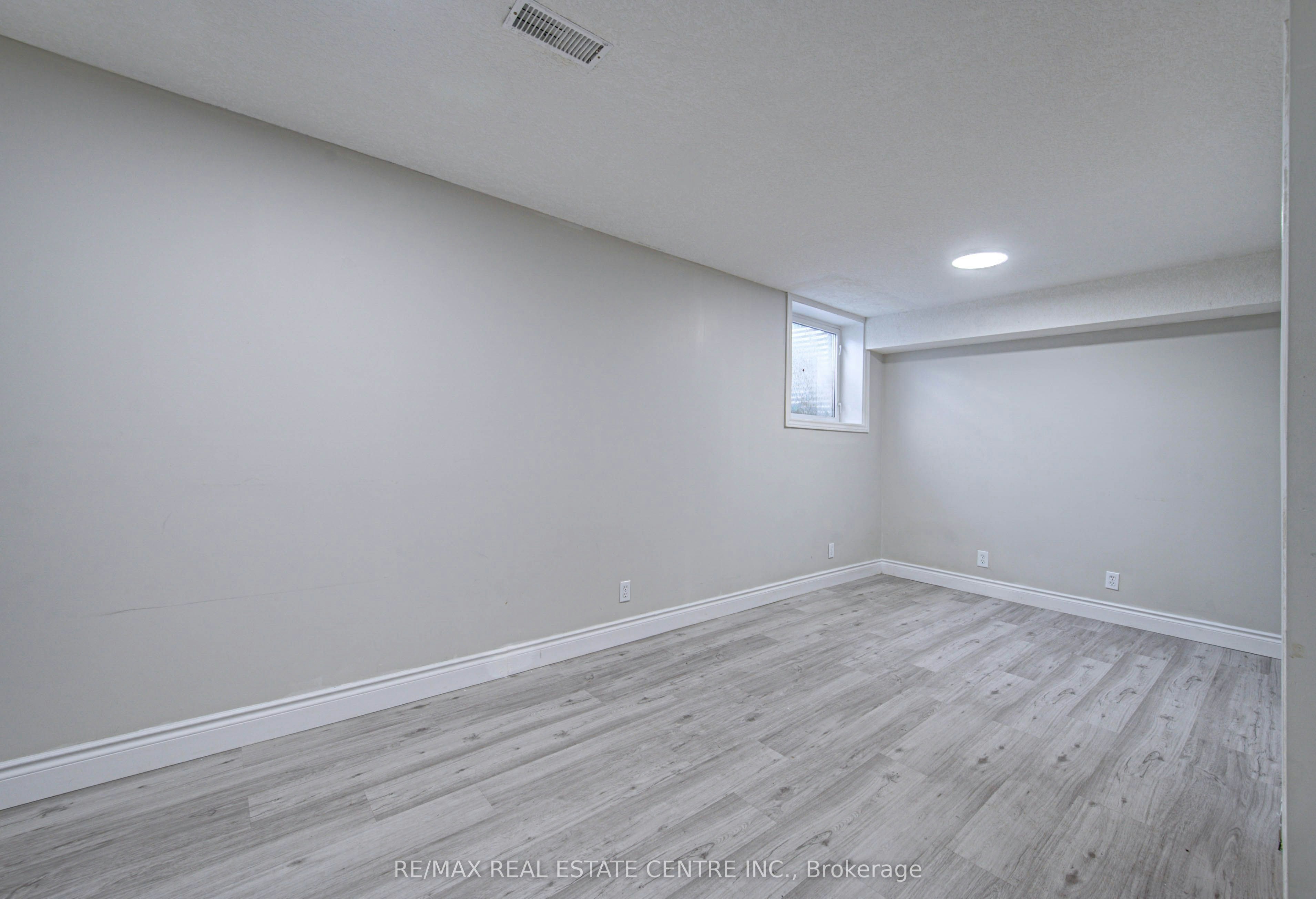 155 Highbrook Street, Kitchener, ON, N2E 3P5 - 25