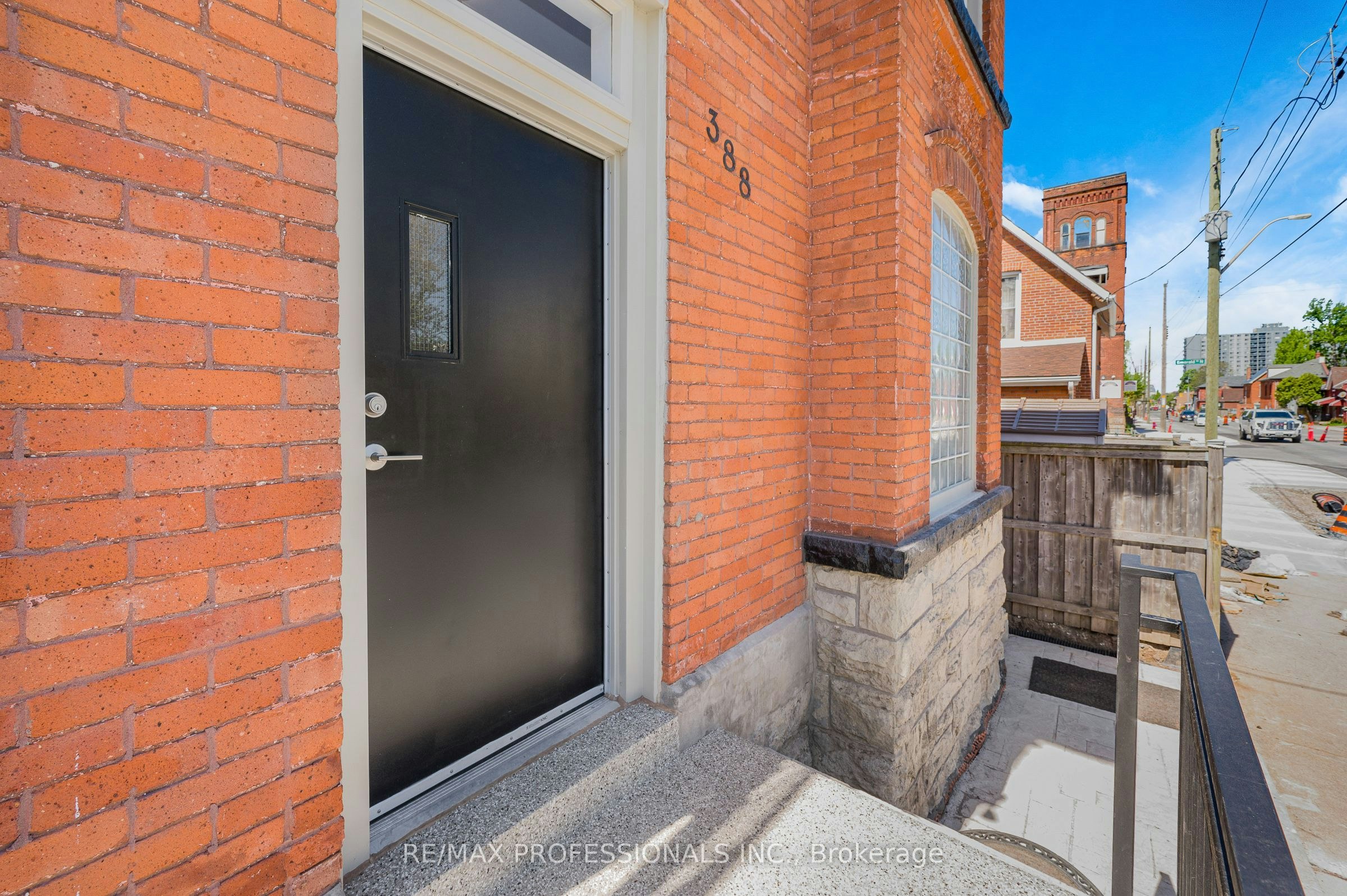 #2-388 Wilson Street, Hamilton, ON, L8L 1S9 - 3