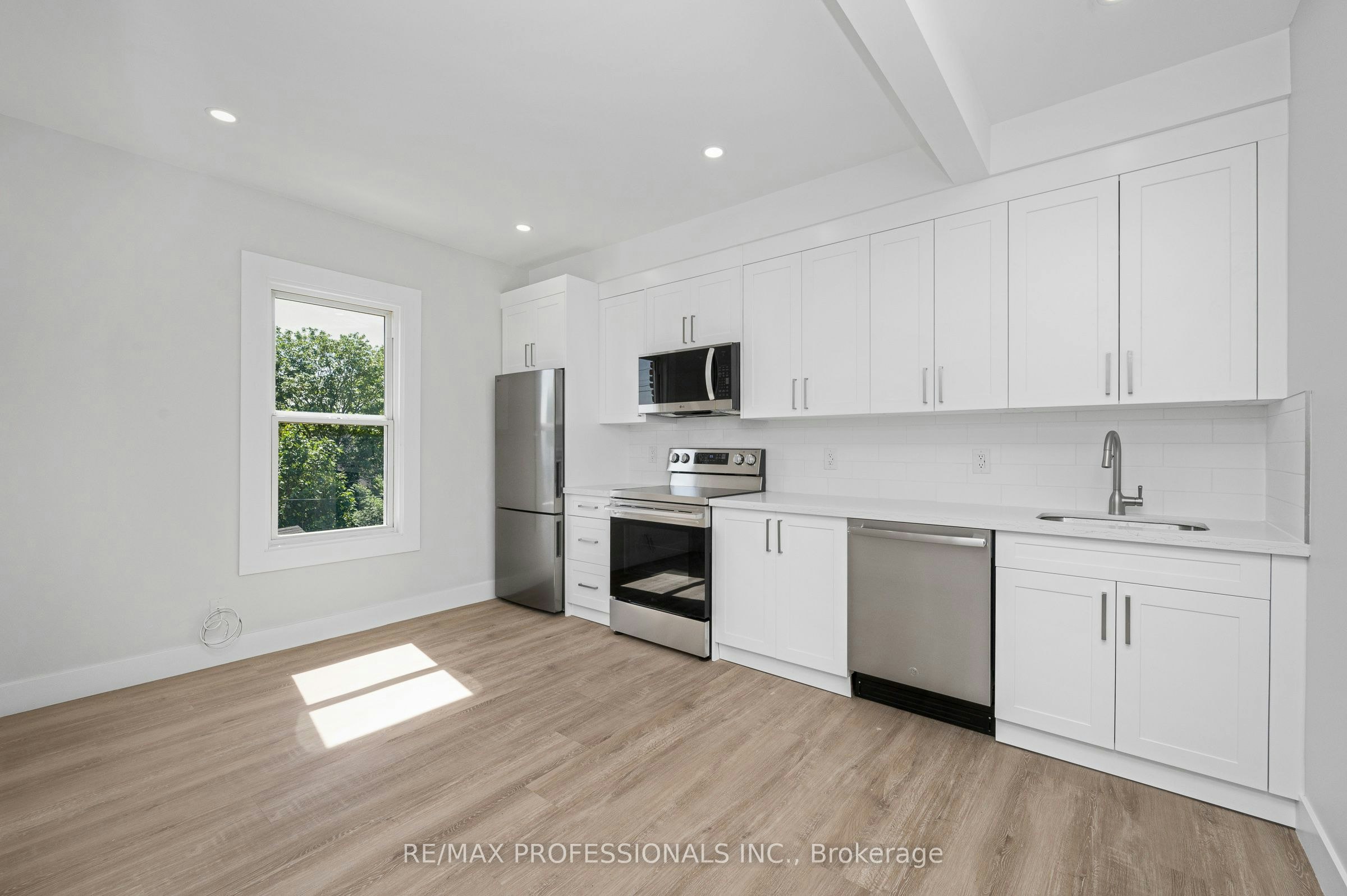 #2-388 Wilson Street, Hamilton, ON, L8L 1S9