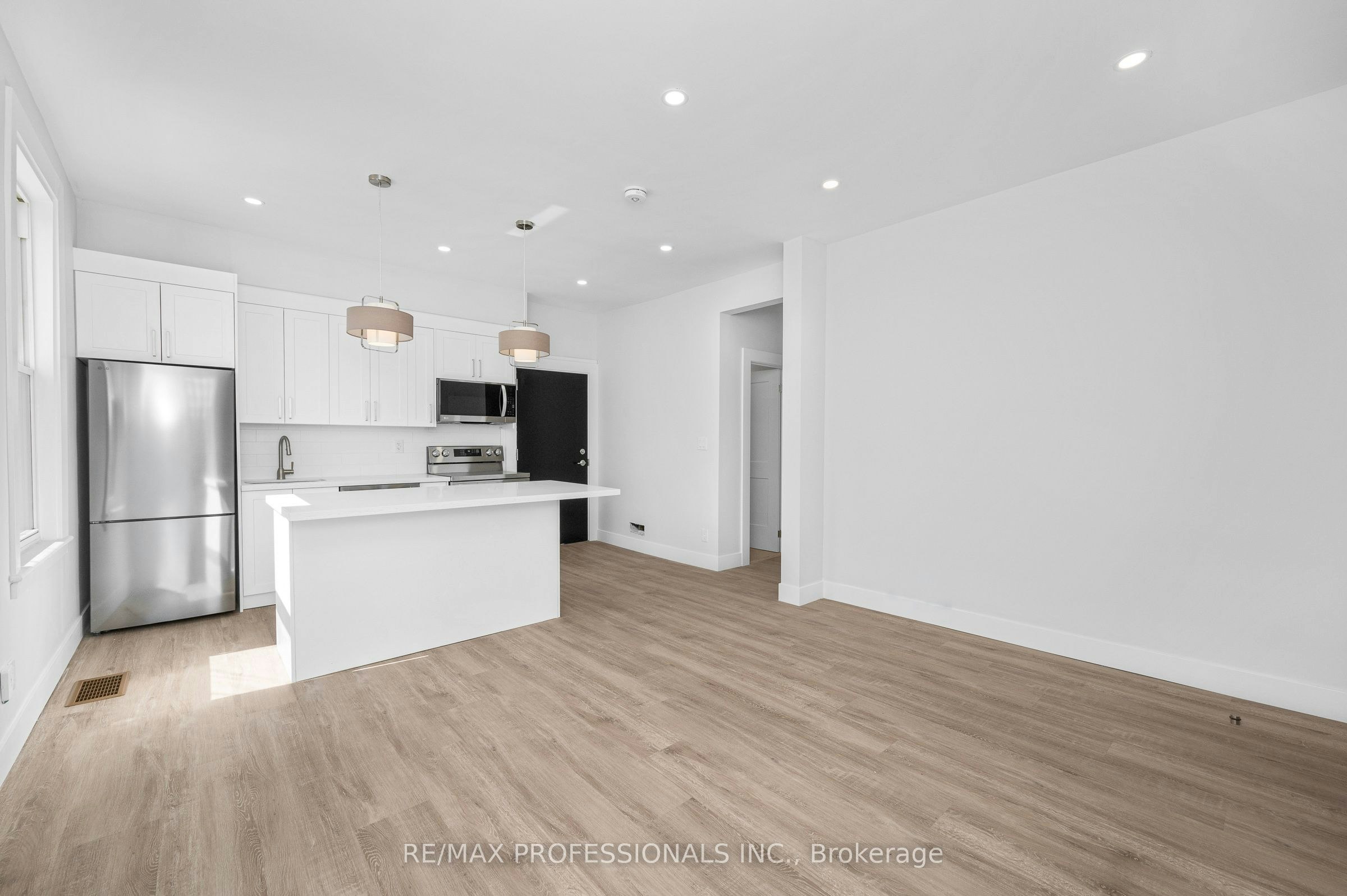 #1-388 Wilson Street, Hamilton, ON, L8L 1S9
