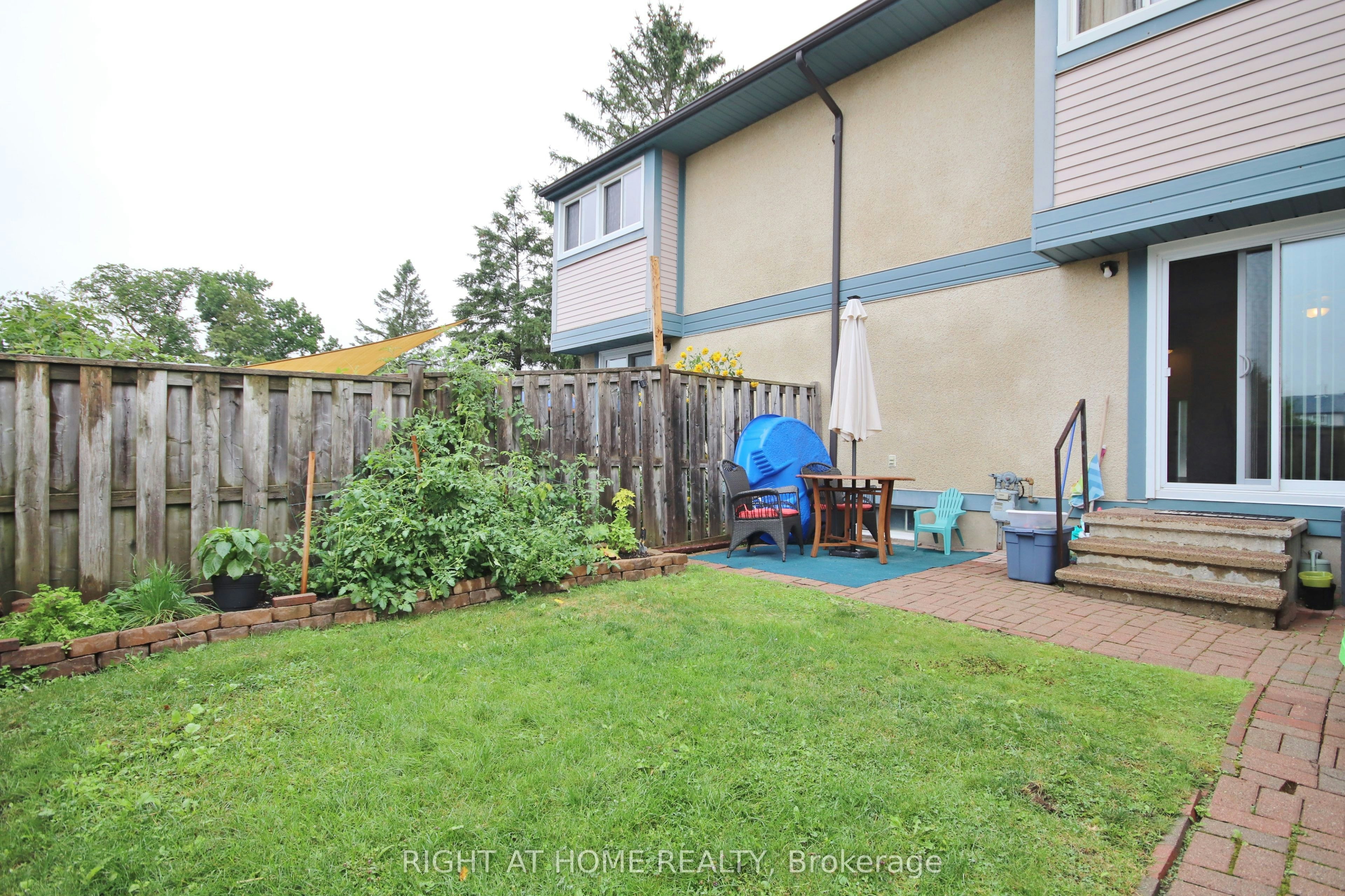 27-3250 Uplands Drive, Ottawa, ON, K1V 0C7 - 28