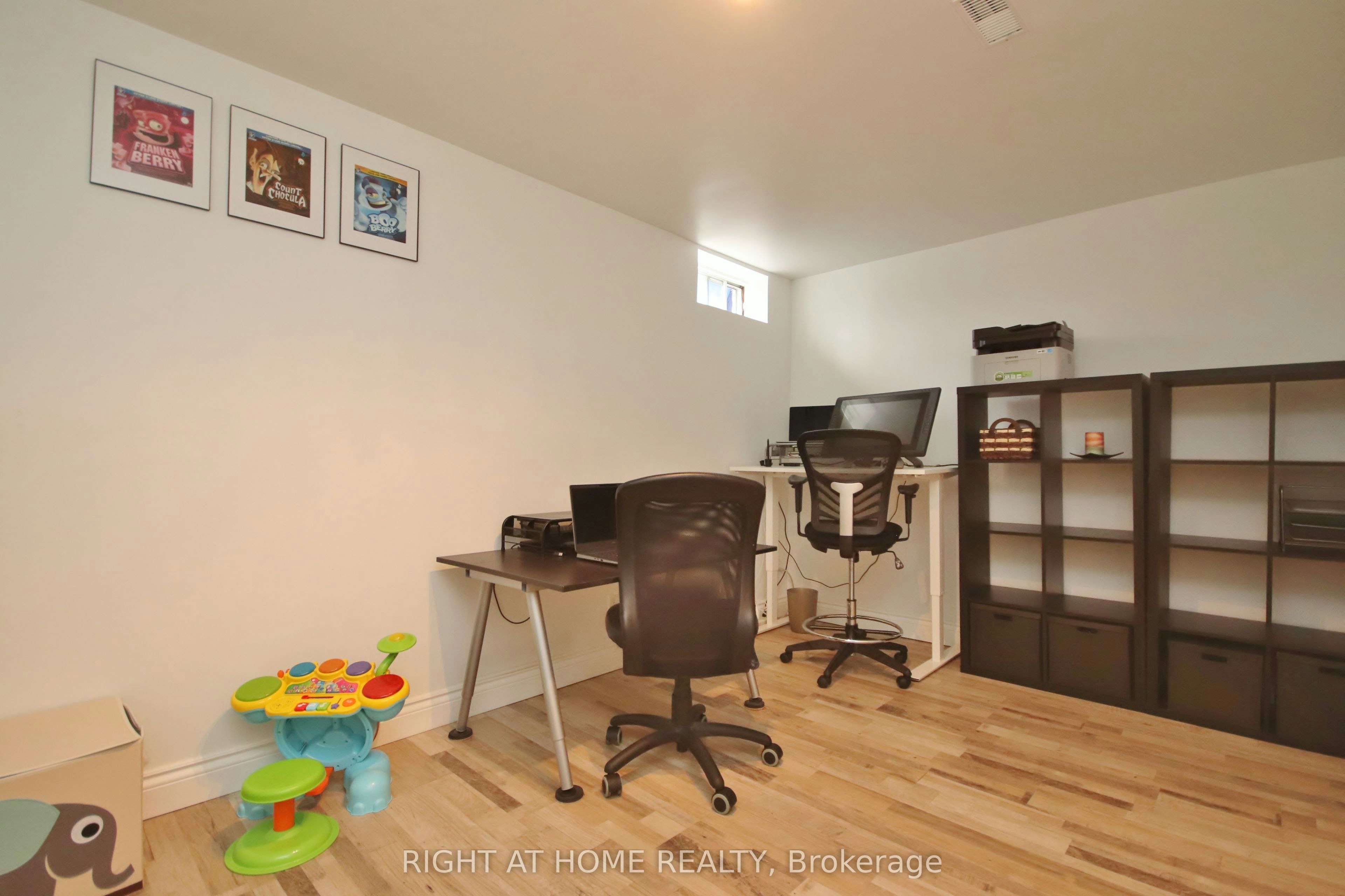 27-3250 Uplands Drive, Ottawa, ON, K1V 0C7 - 25