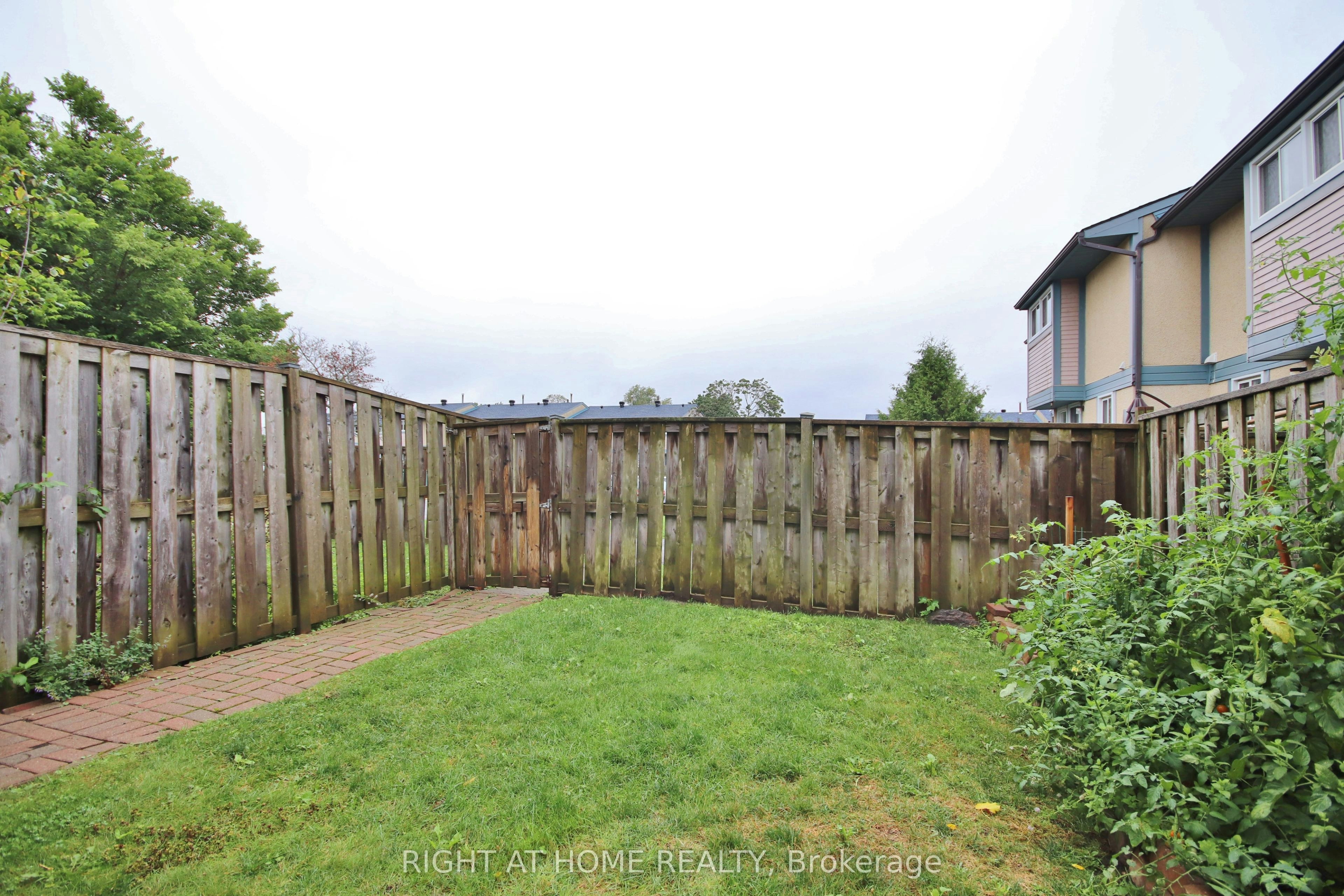27-3250 Uplands Drive, Ottawa, ON, K1V 0C7 - 30
