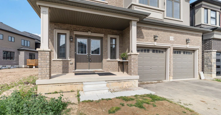 49 Dennis Avenue, Brantford, ON, N3V 0B9 - 3