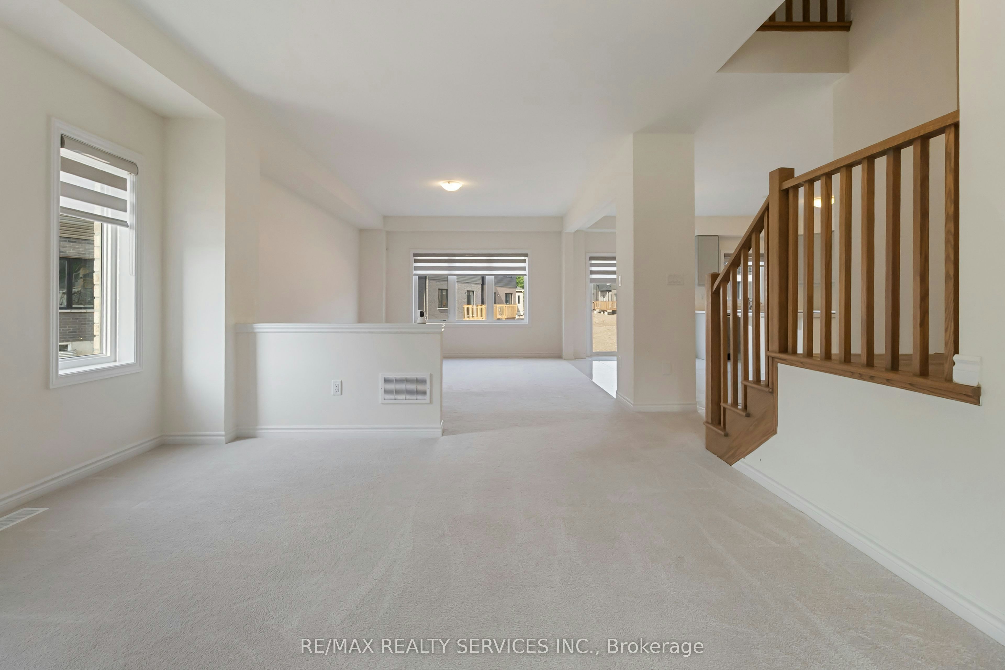 49 Dennis Avenue, Brantford, ON, N3V 0B9 - 7