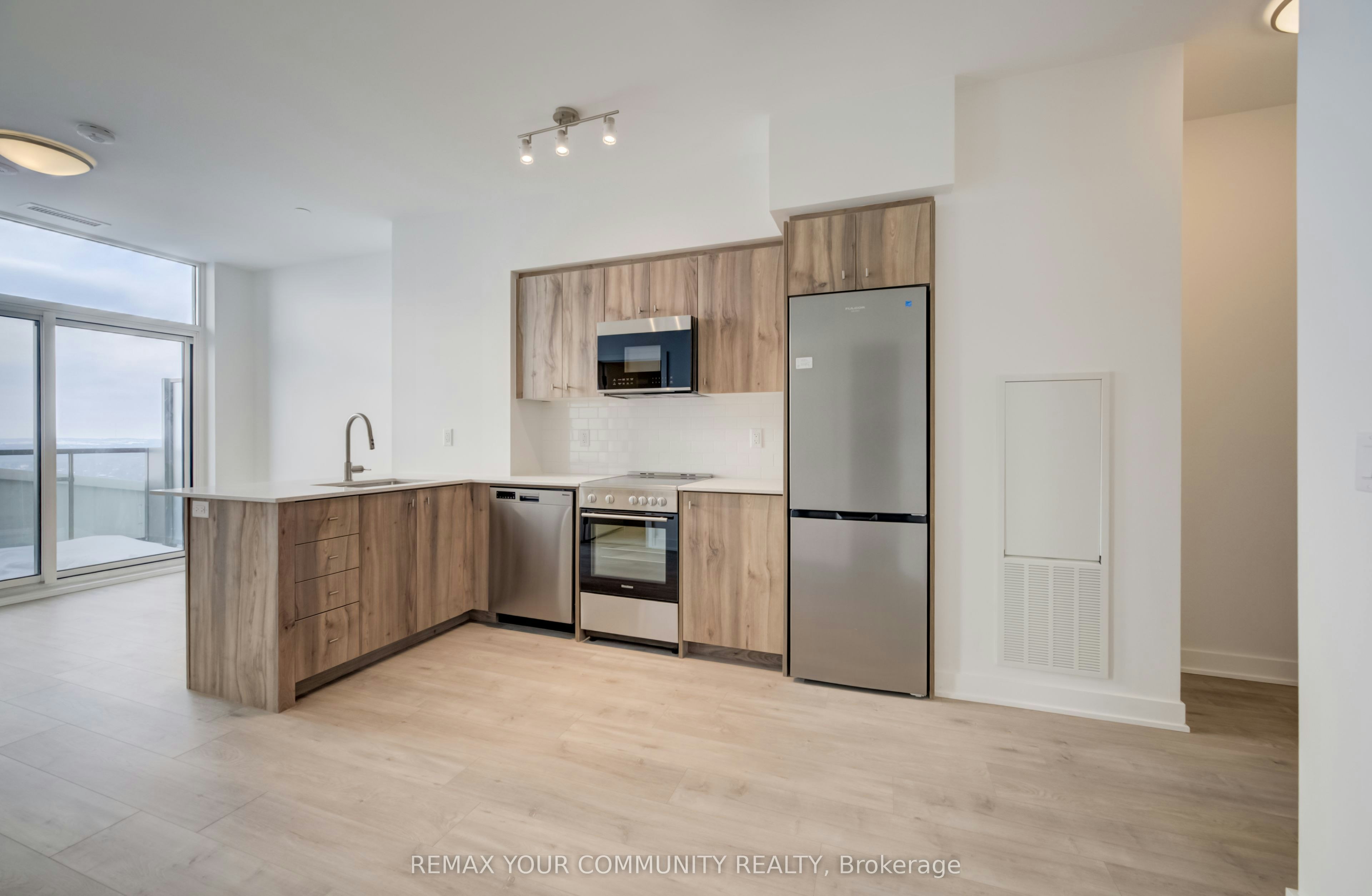 3404-25 Wellington Street, Kitchener, ON, N2G 0G5 - 12